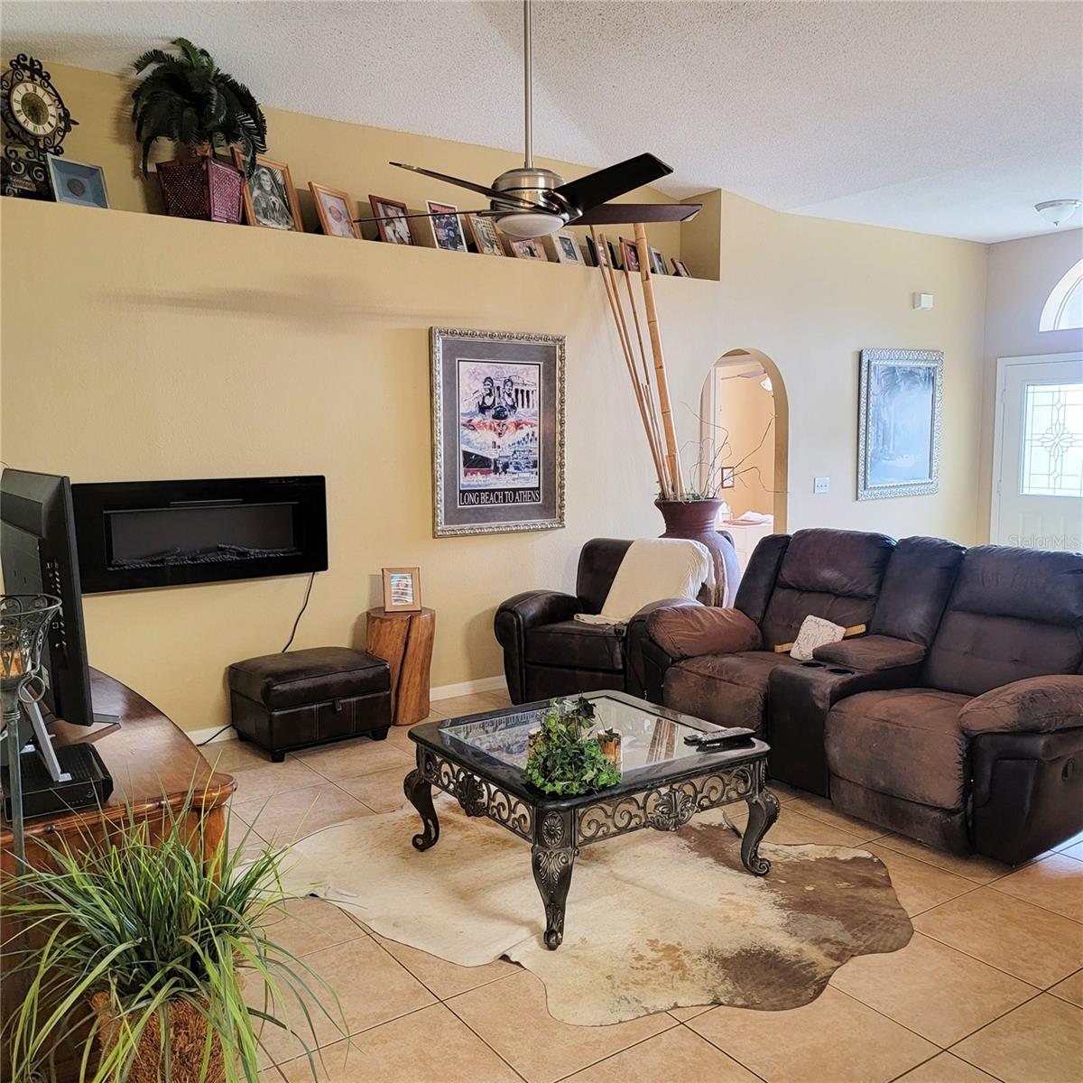 Image 8 of 29 For 319 Grand Royal Circle