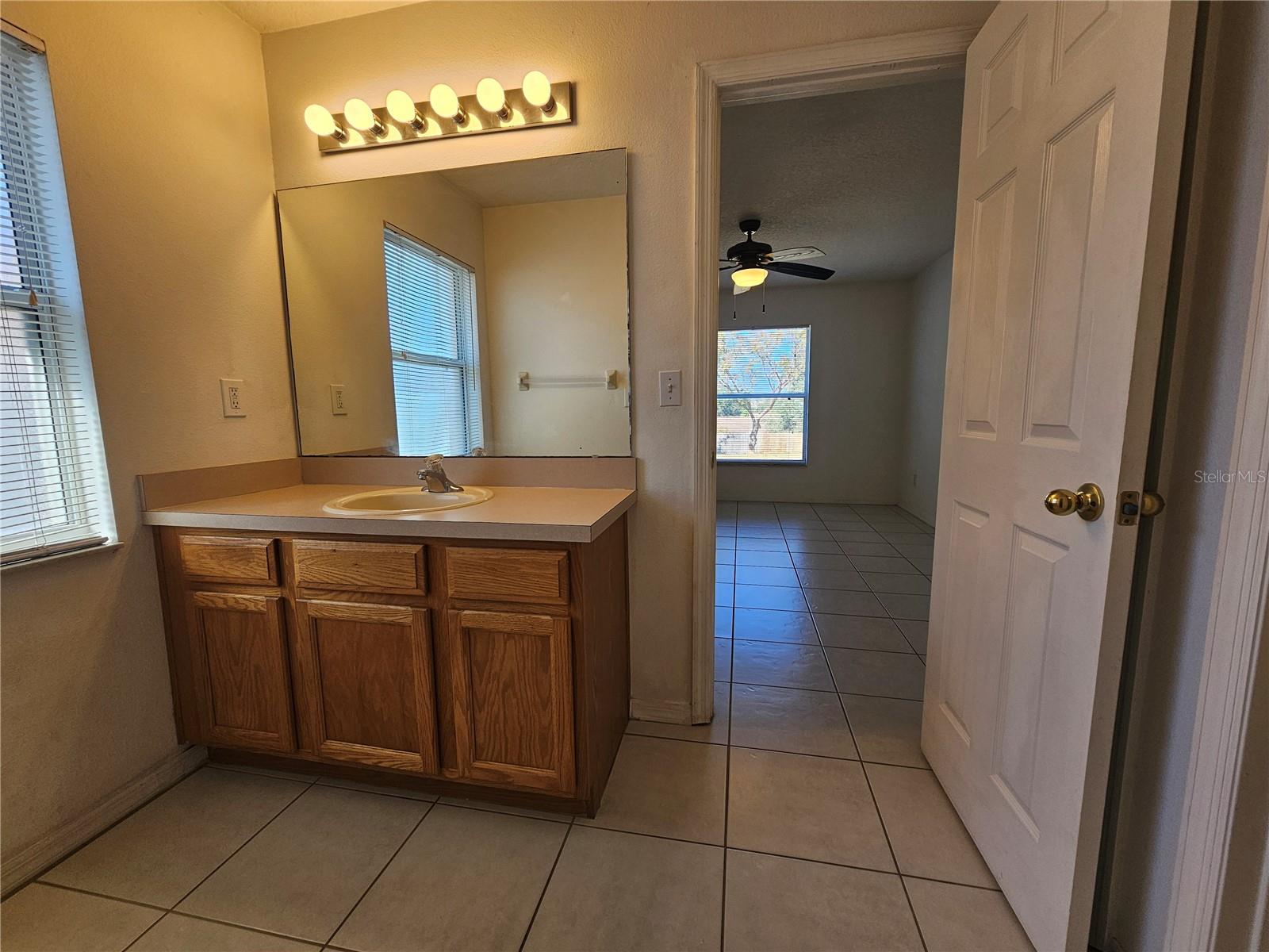 Image 13 of 19 For 13305 Pinyon Drive