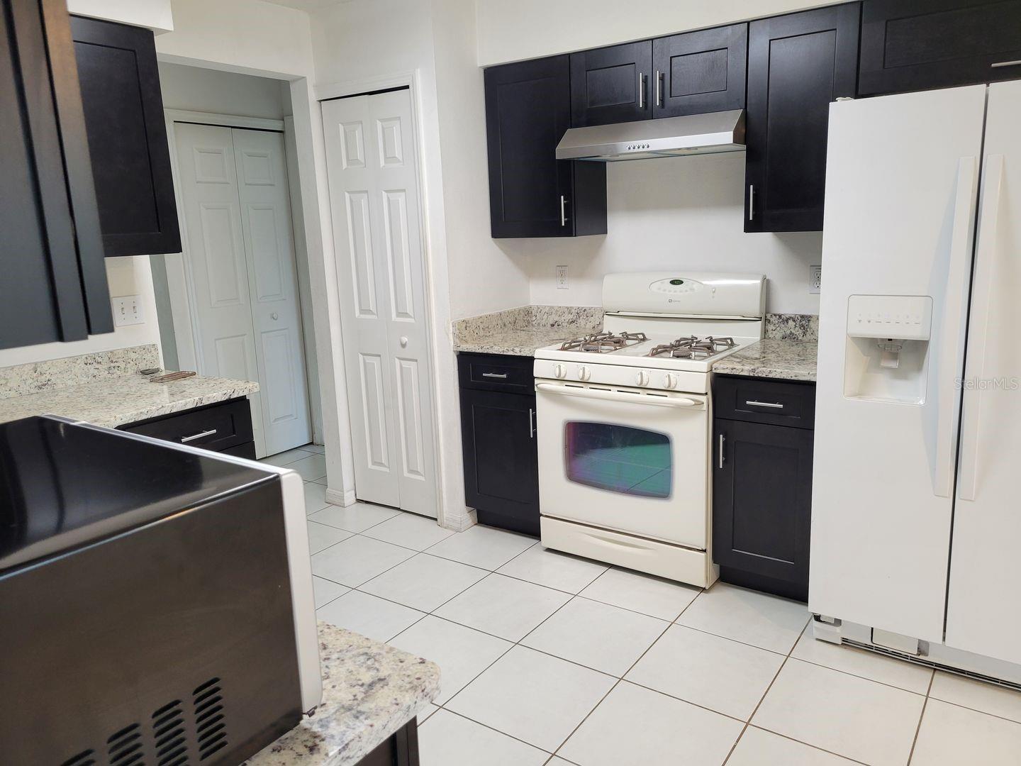 Image 7 of 19 For 13305 Pinyon Drive