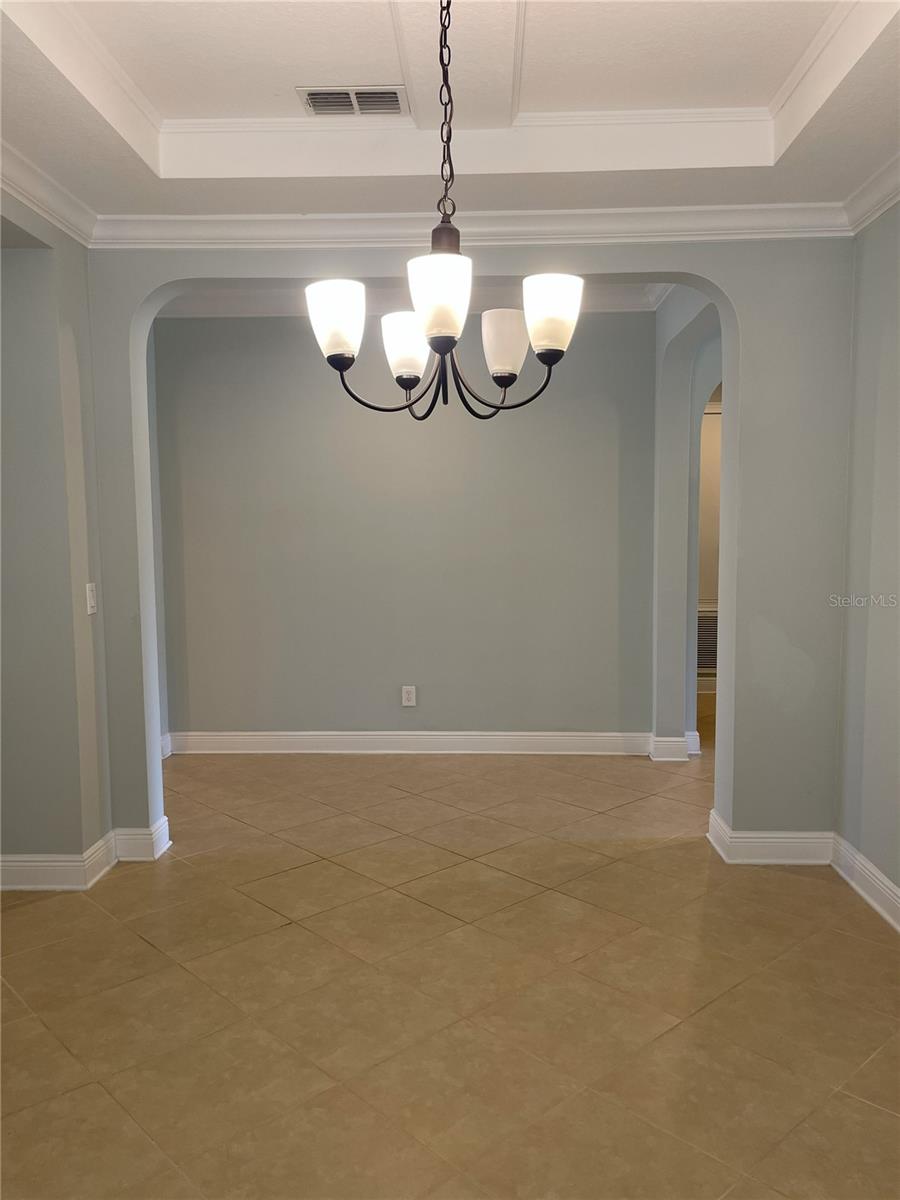 Image 16 of 41 For 2062 Redbay Avenue