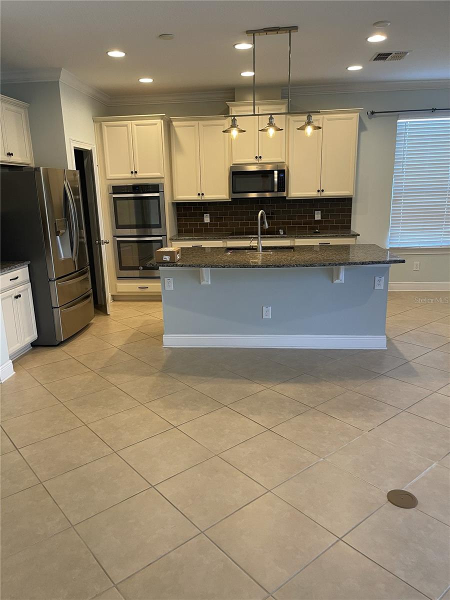 Image 20 of 41 For 2062 Redbay Avenue