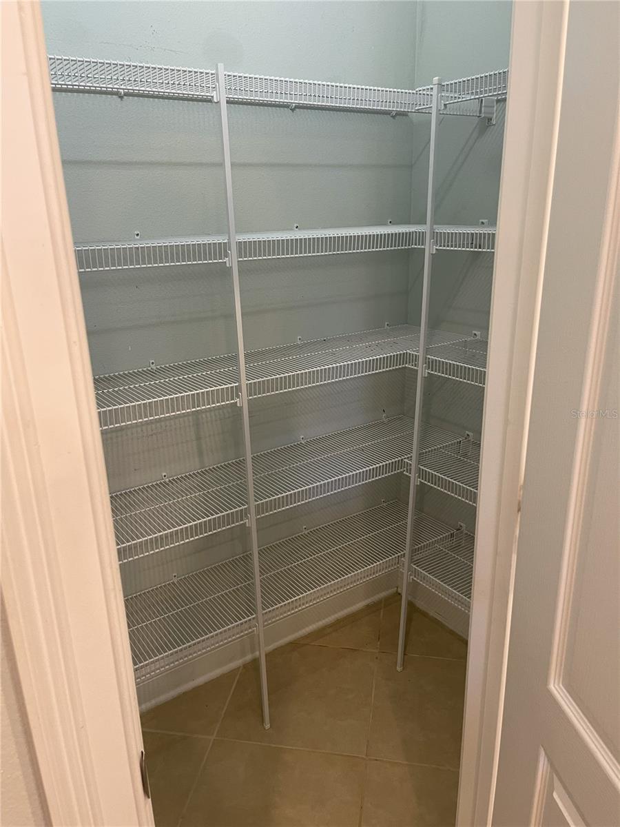 Image 22 of 41 For 2062 Redbay Avenue