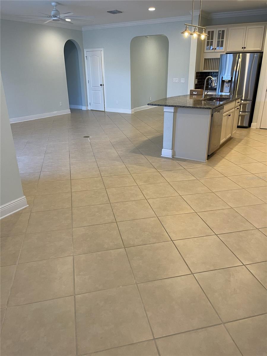 Image 25 of 41 For 2062 Redbay Avenue