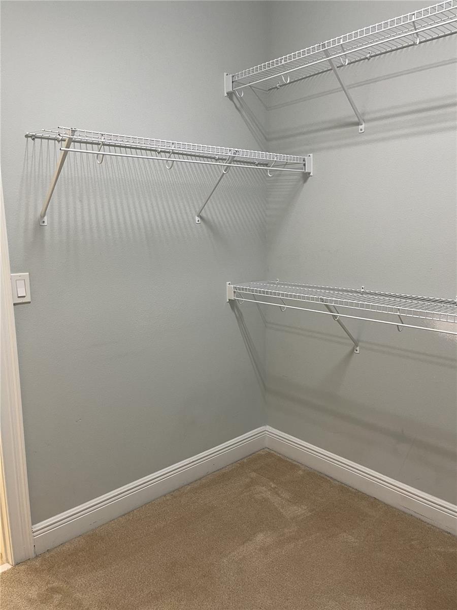 Image 34 of 41 For 2062 Redbay Avenue