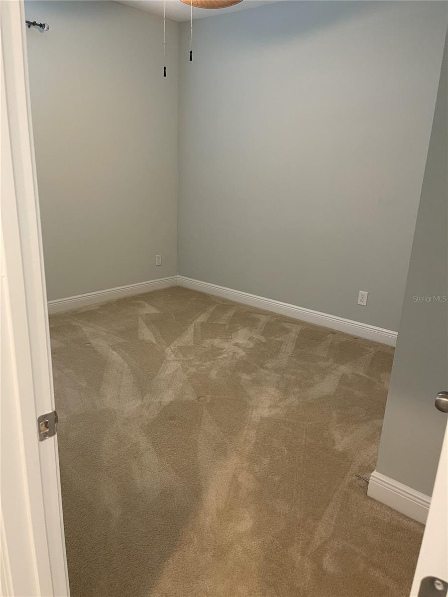 Image 9 of 41 For 2062 Redbay Avenue