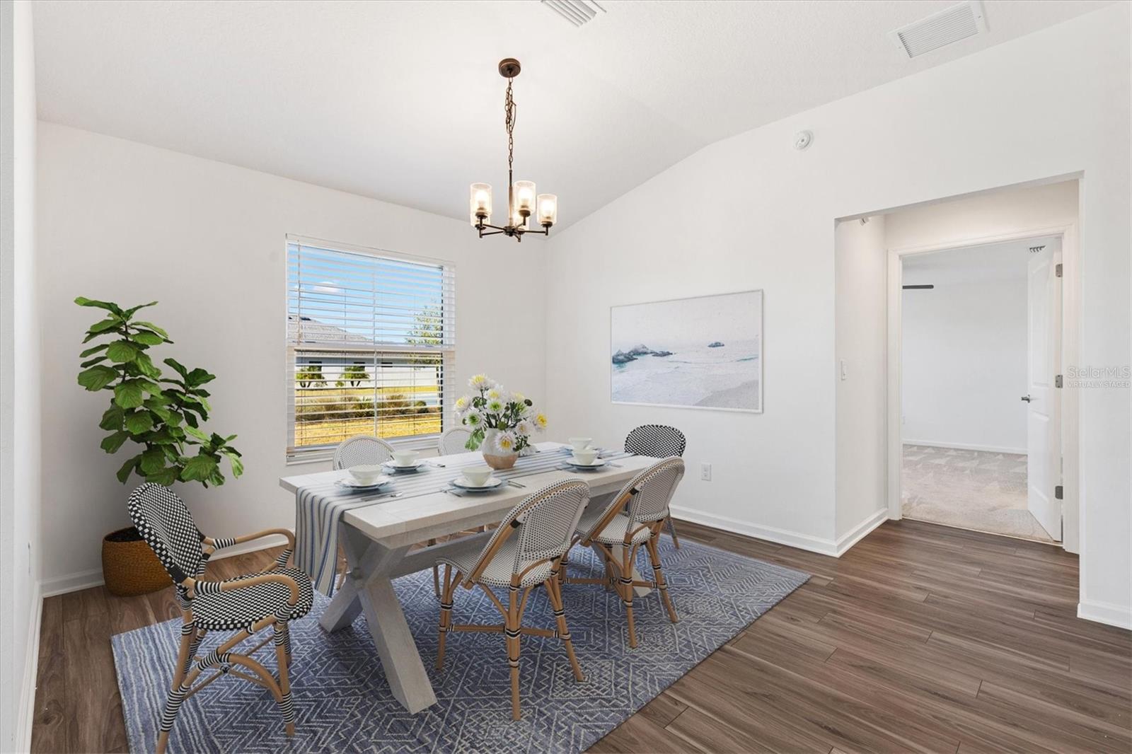 Image 15 of 42 For 1639 Seiver Street