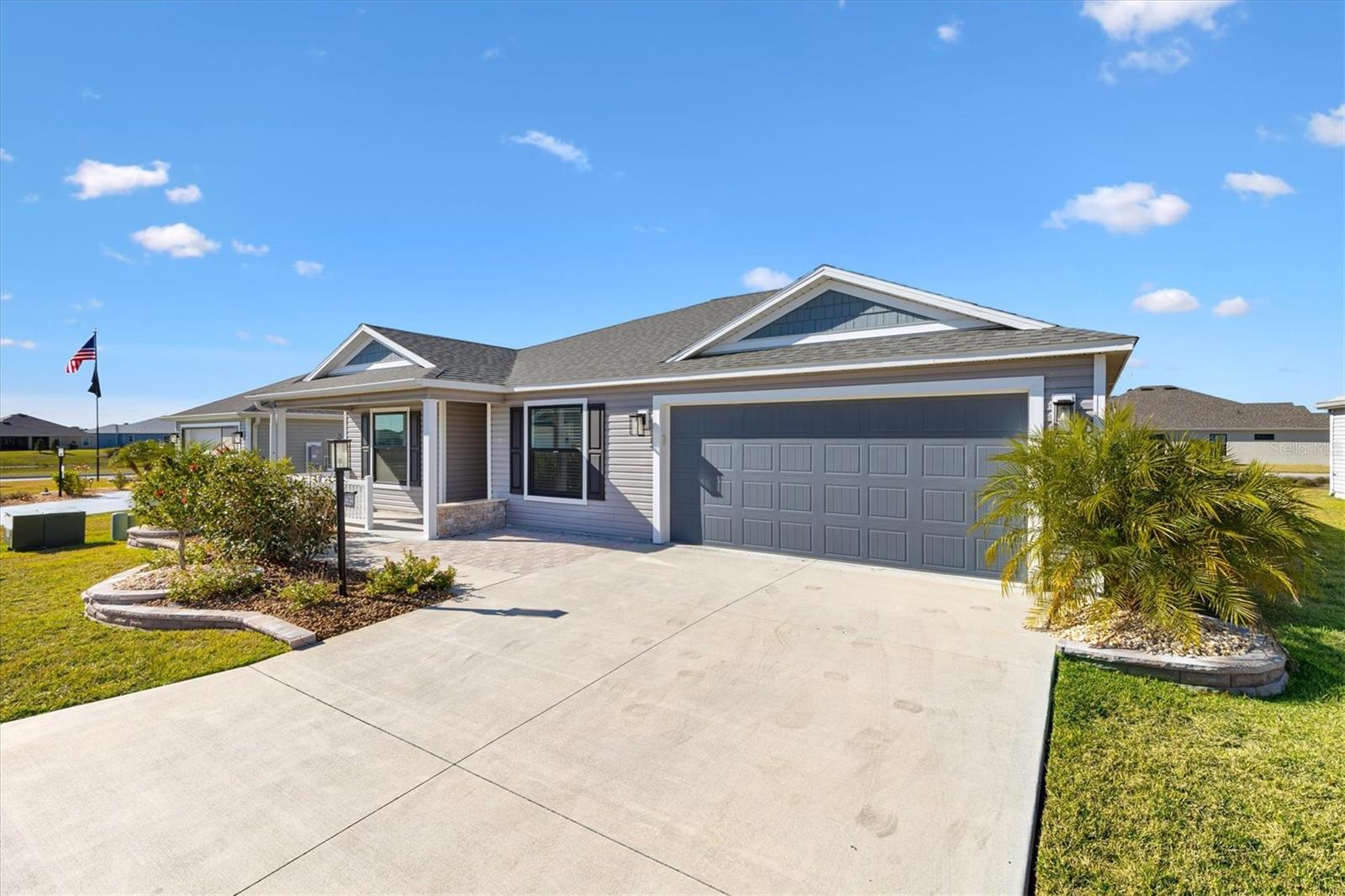 Image 2 of 42 For 1639 Seiver Street