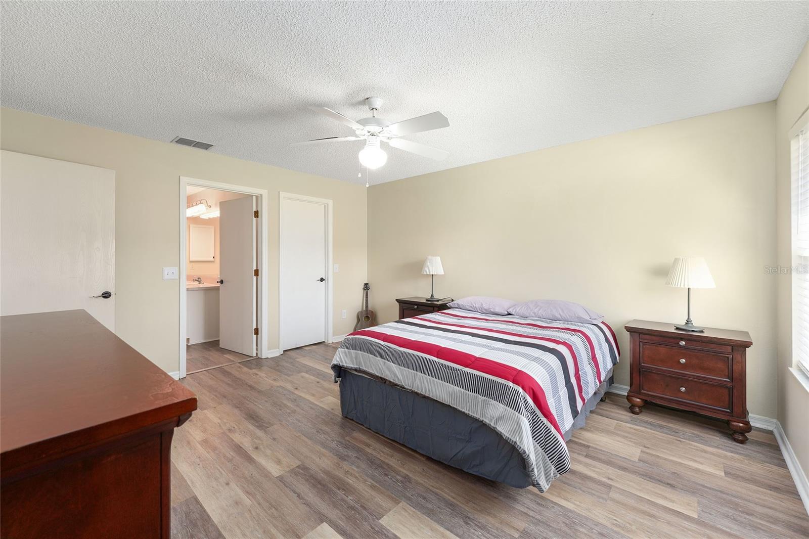 Image 23 of 44 For 2670 Privada Drive