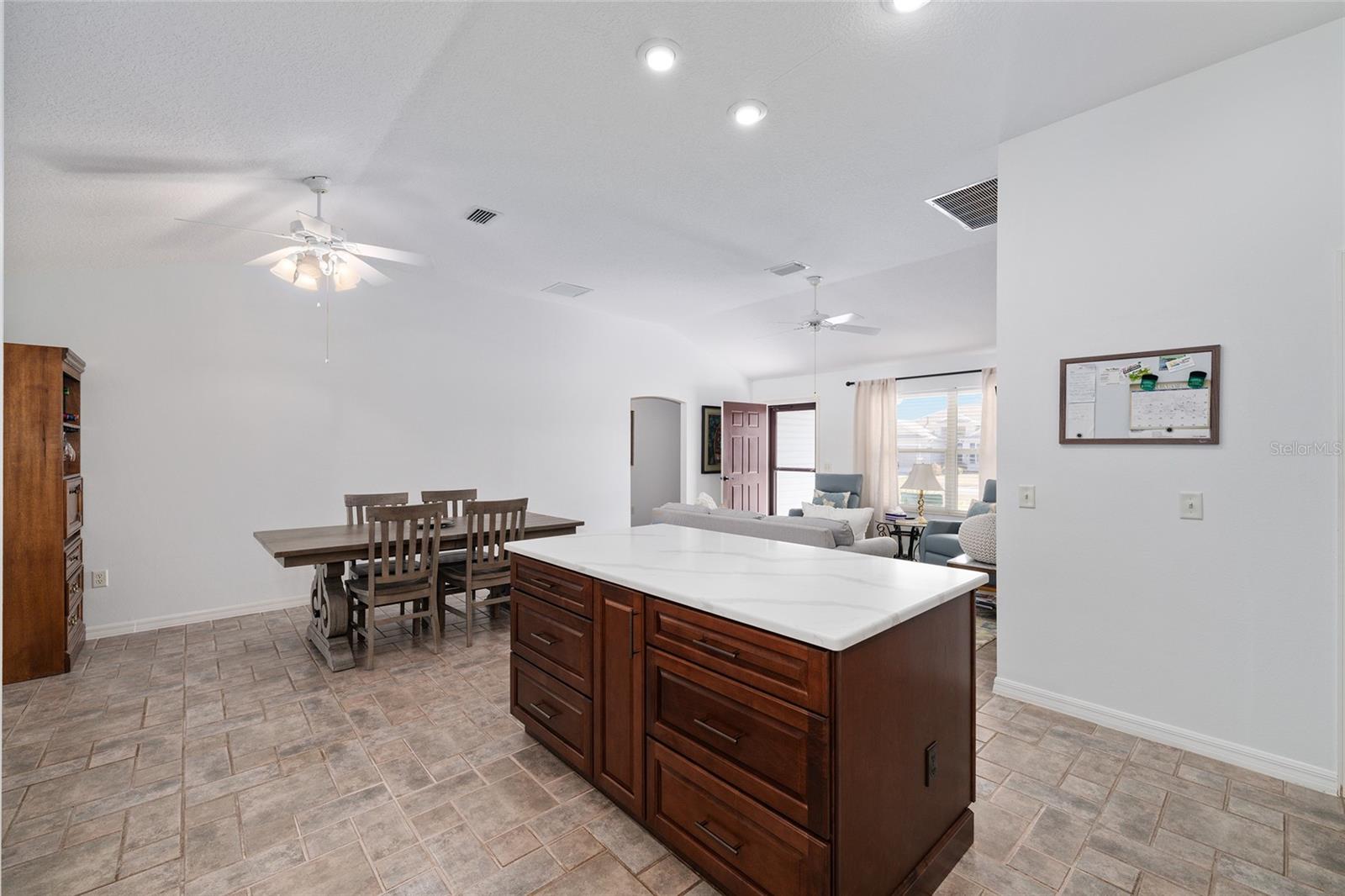 Image 11 of 40 For 3073 Riverdale Road