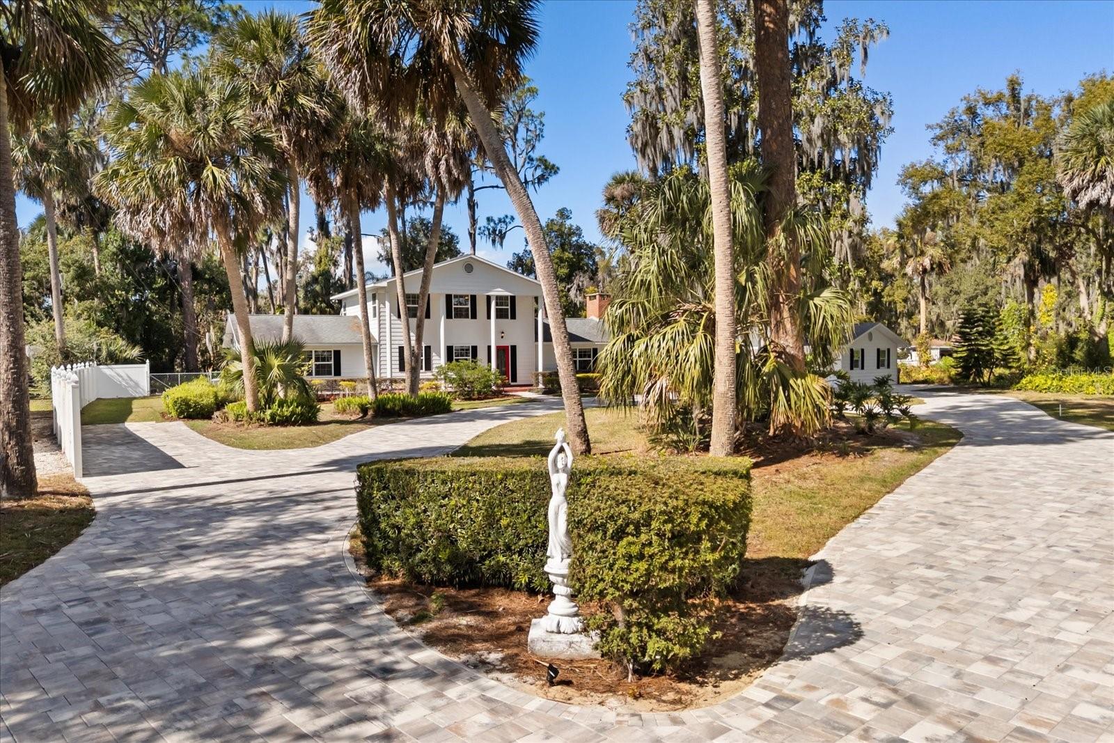 Image 69 of 84 For 3001 Lakeshore Drive