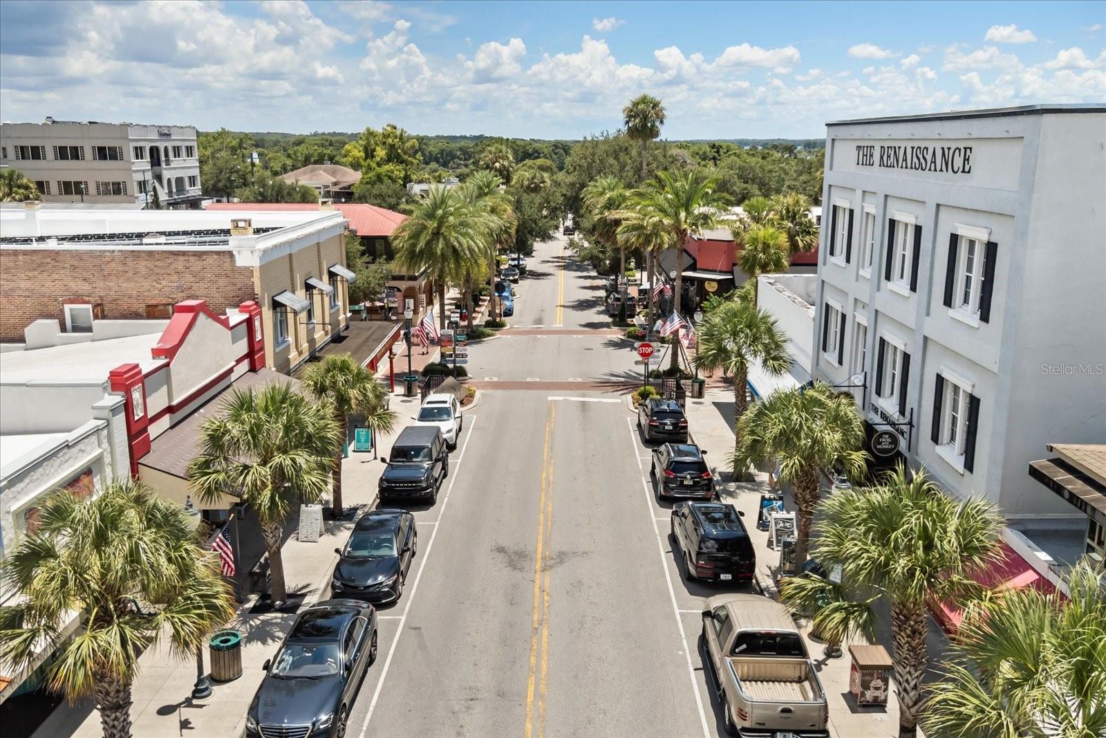 Image 79 of 84 For 3001 Lakeshore Drive