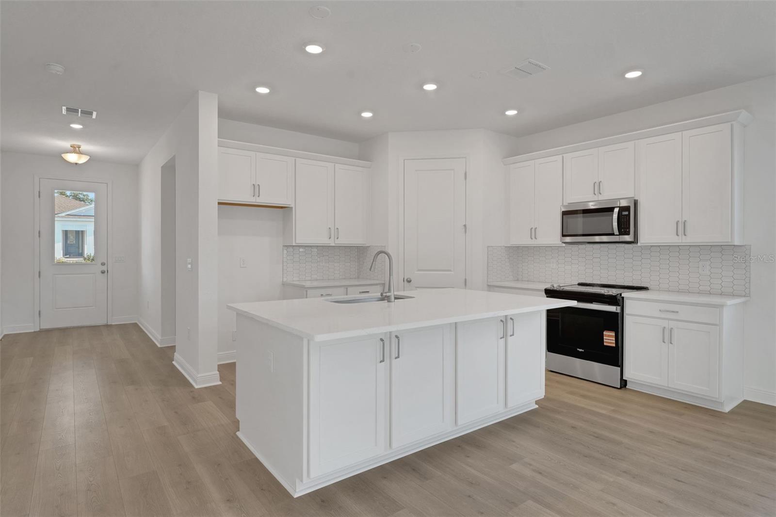 Image 23 of 45 For 1010 Fiesta Key Circle