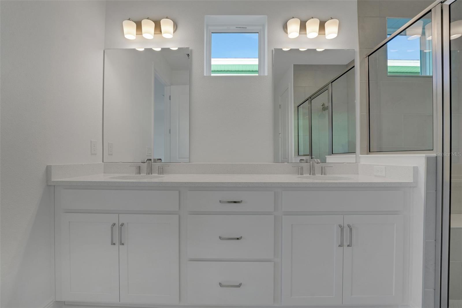 Image 7 of 45 For 1010 Fiesta Key Circle