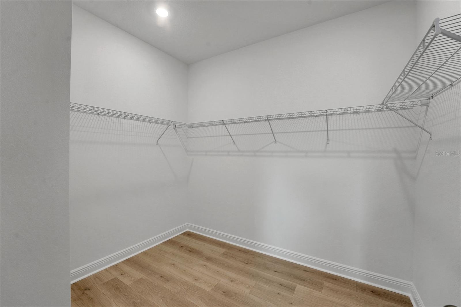 Image 8 of 45 For 1010 Fiesta Key Circle