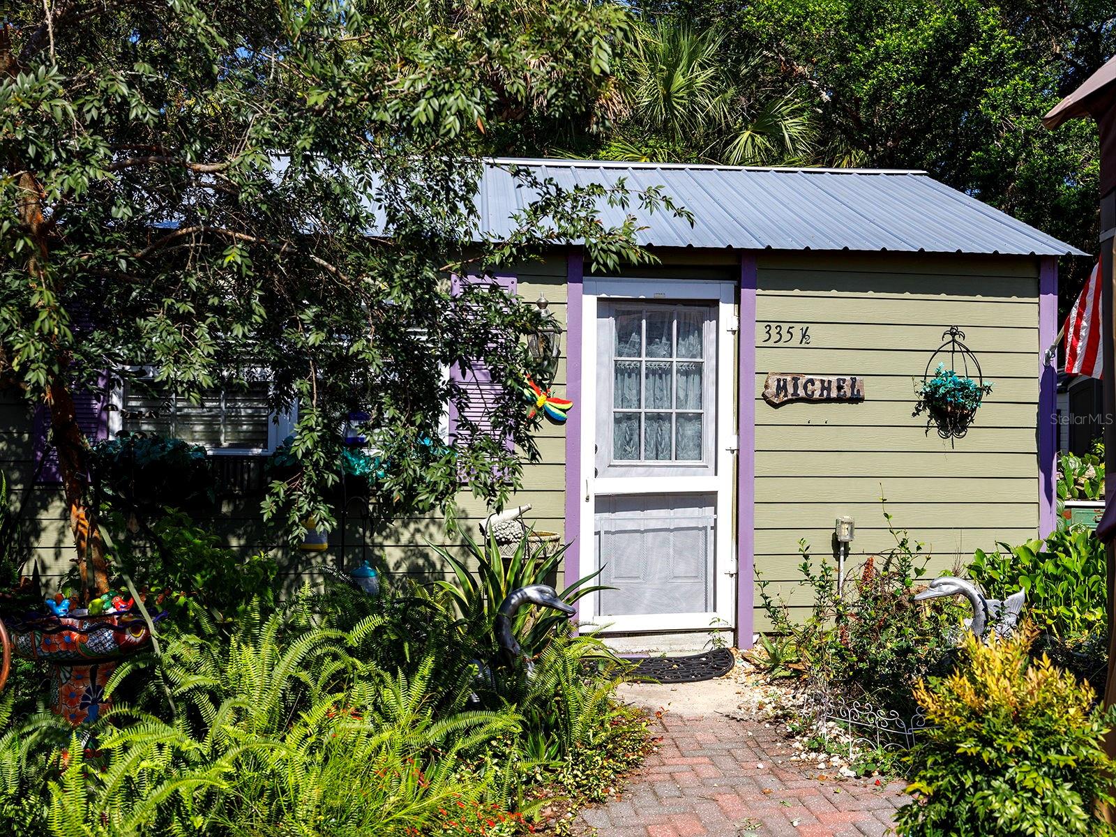 Image 21 of 32 For 335 Simpson  