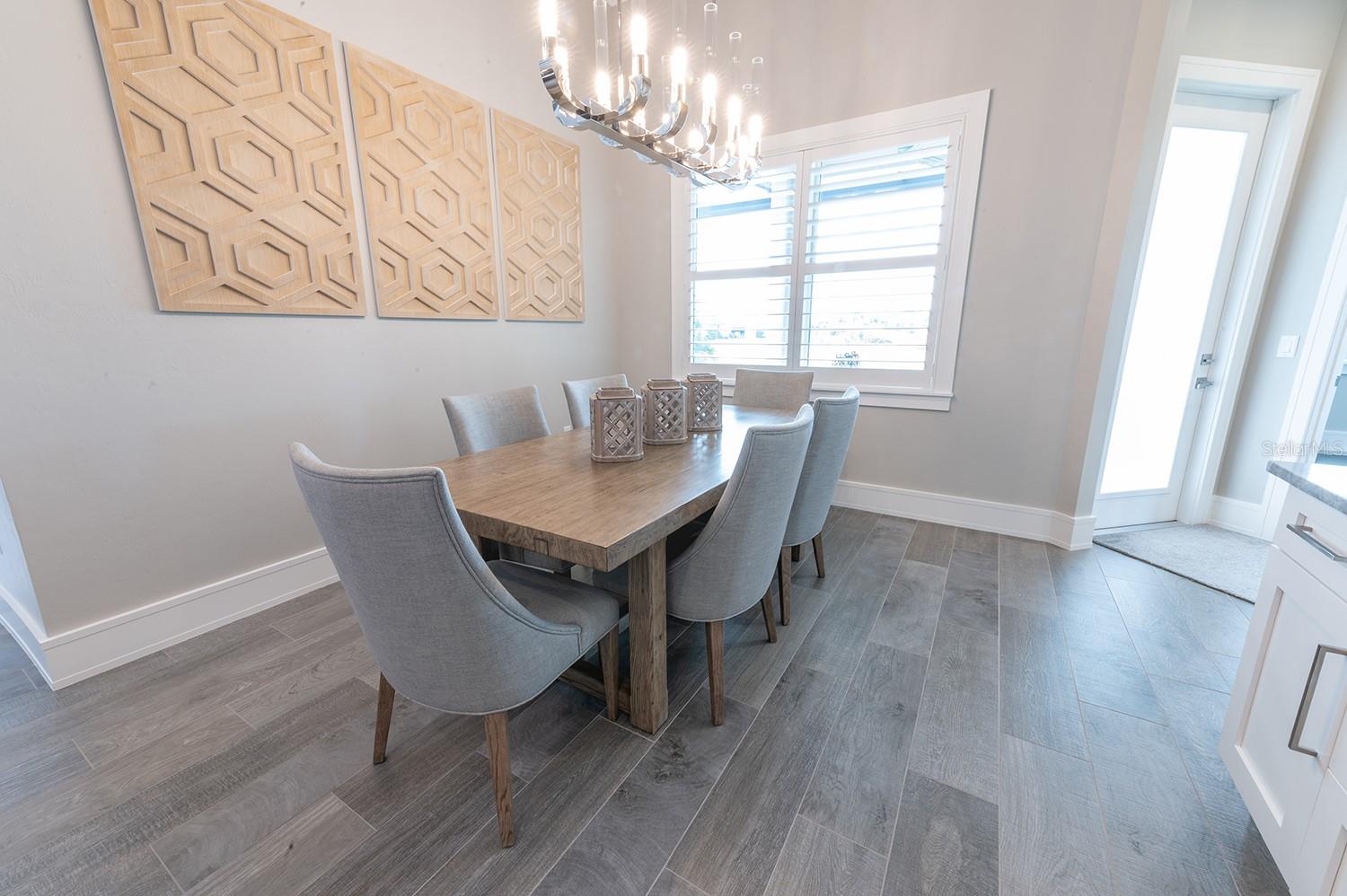 Image 14 of 39 For 3880 Bordeaux Drive