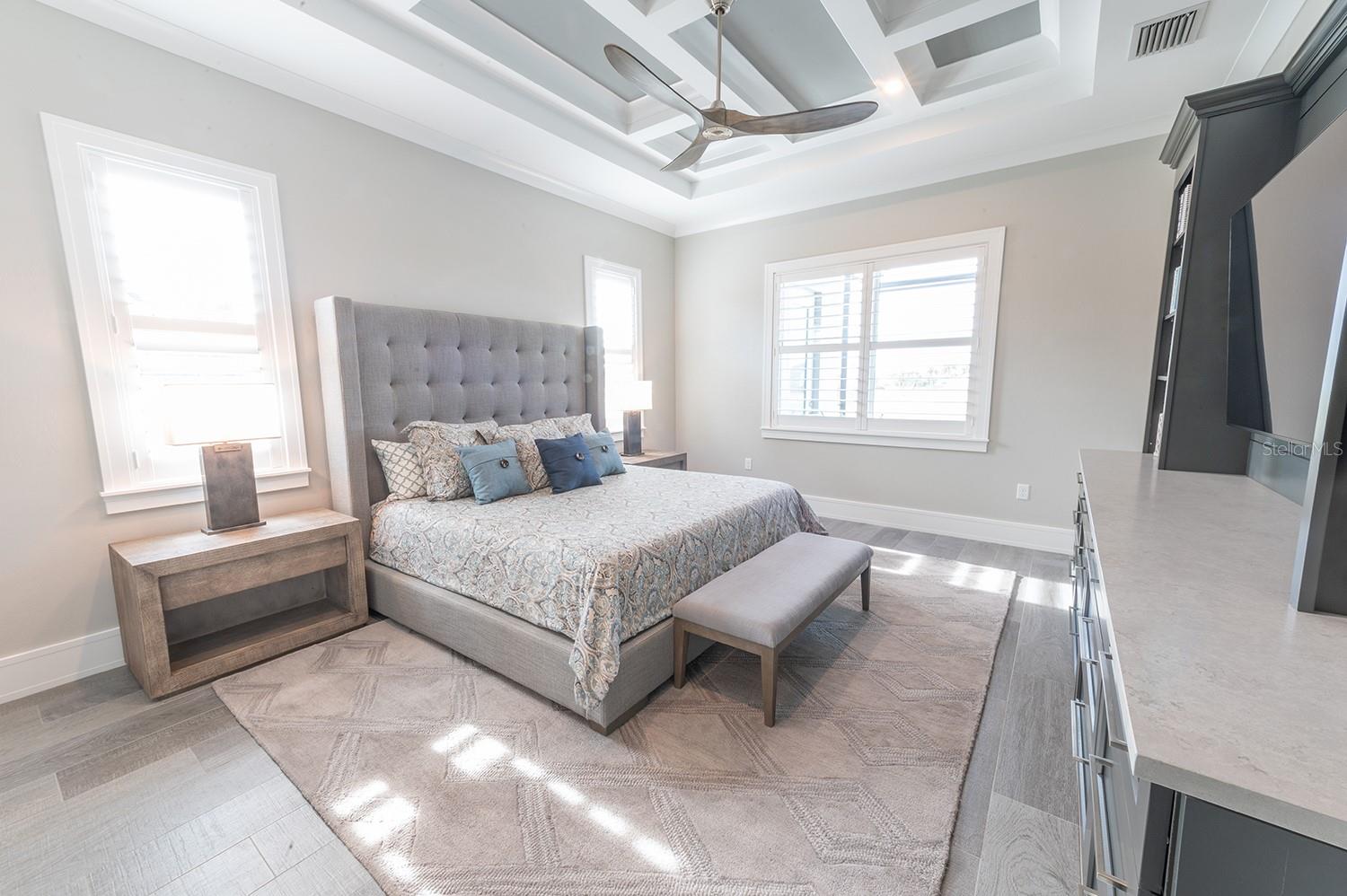 Image 16 of 39 For 3880 Bordeaux Drive