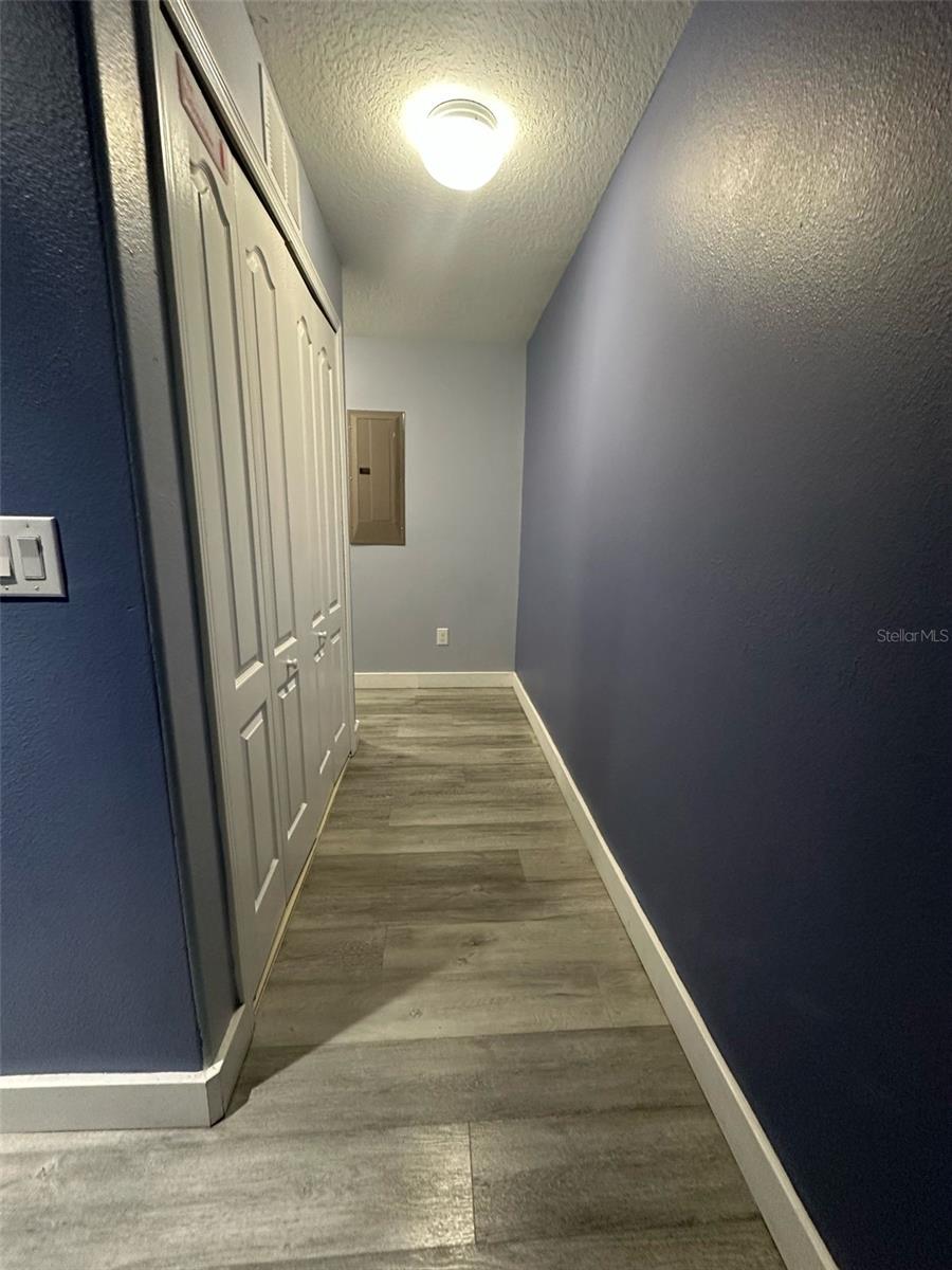 Image 14 of 22 For 8973 Cat Palm Road