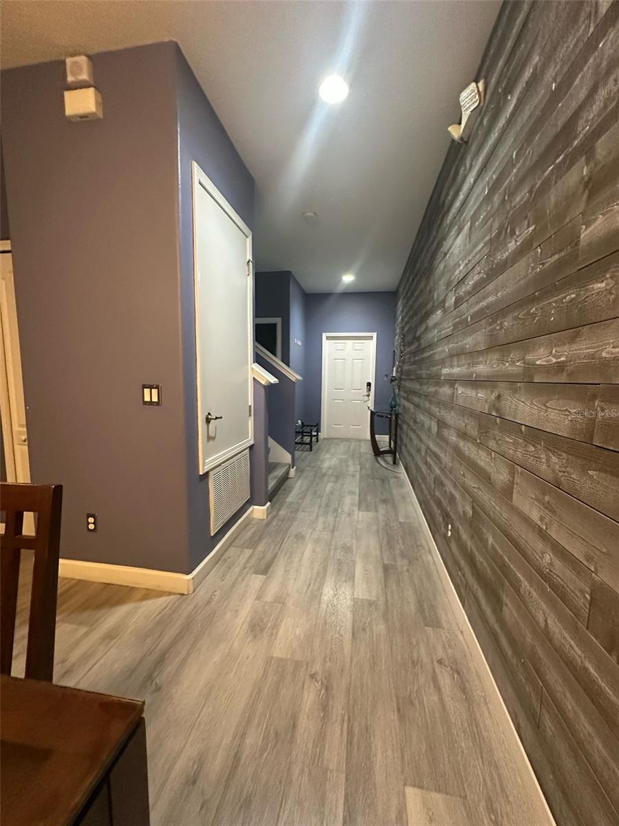 Image 3 of 22 For 8973 Cat Palm Road