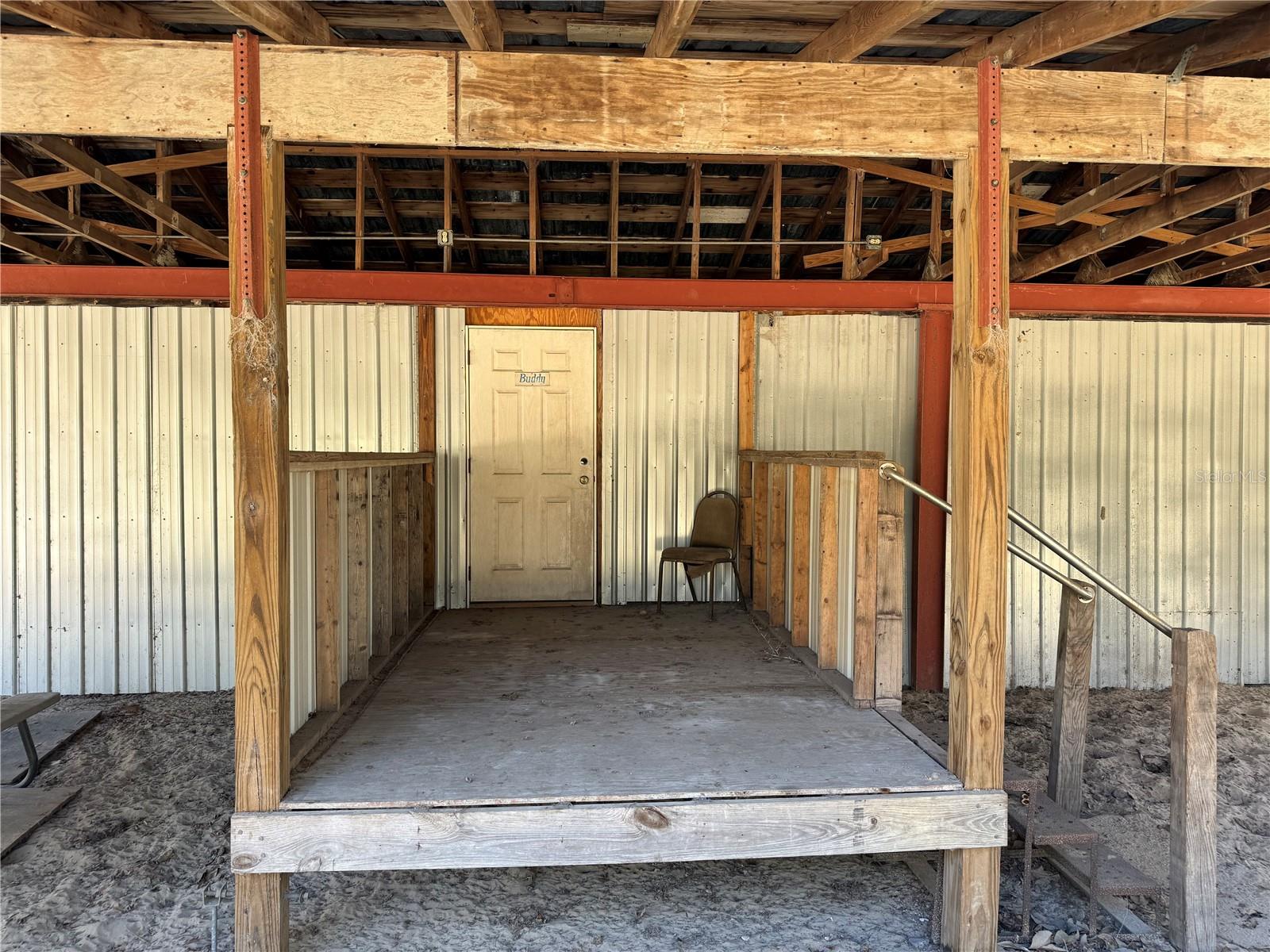 Image 8 of 45 For 18630 Bradshaw Road