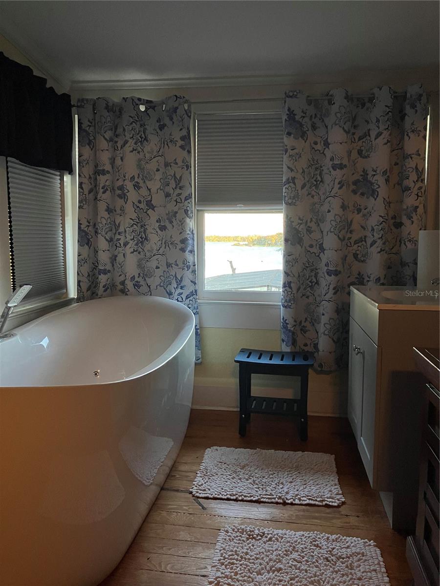 Image 25 of 46 For 243 Central Avenue