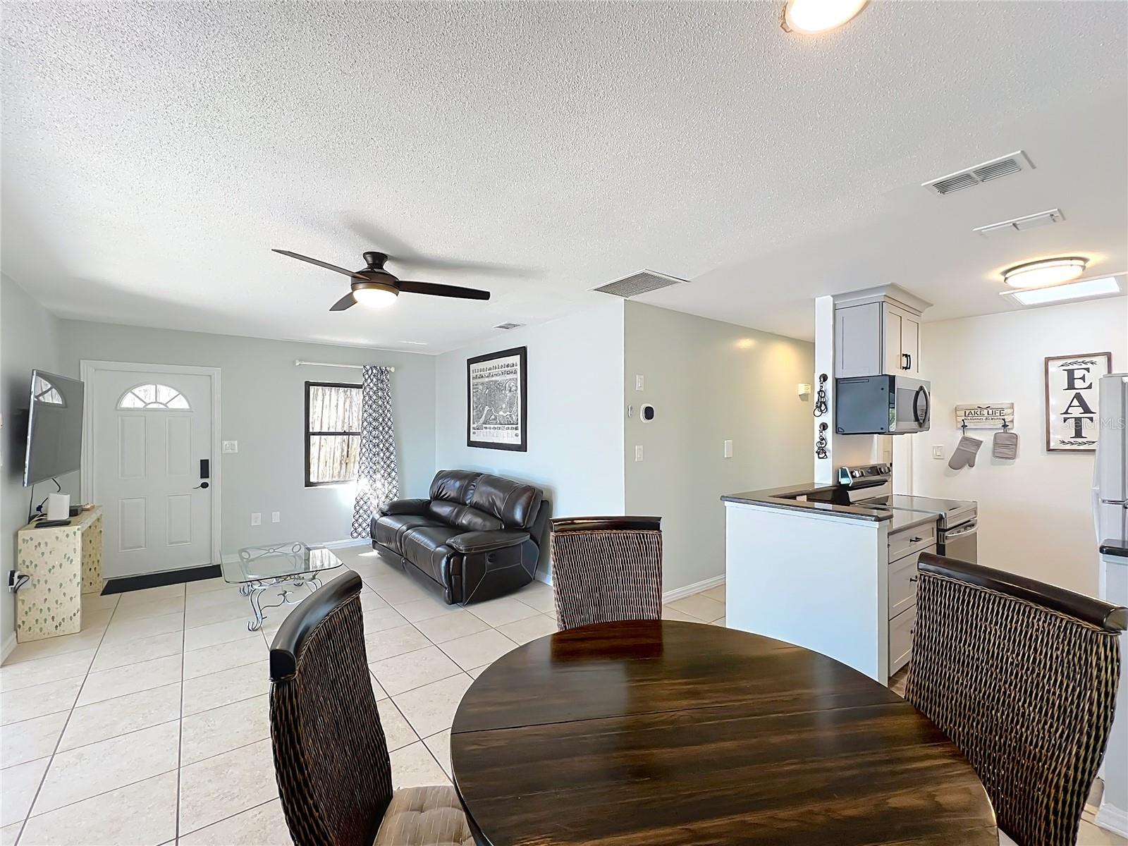 Image 14 of 66 For 1617 Lake Nettie Court