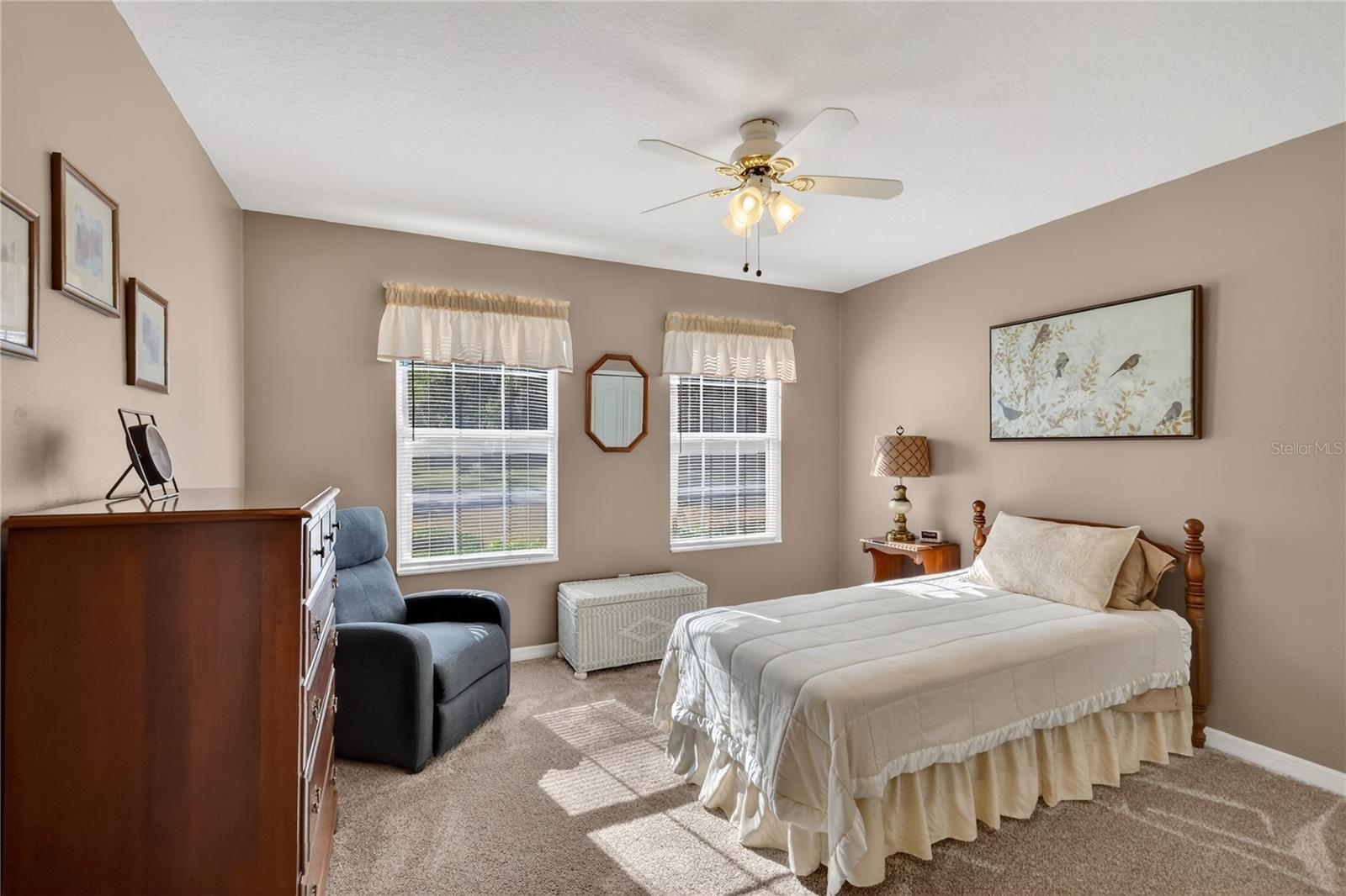 Image 20 of 31 For 2825 Hardenbergh Lane