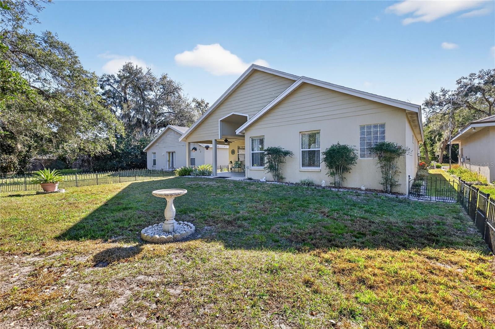 Image 27 of 31 For 2825 Hardenbergh Lane