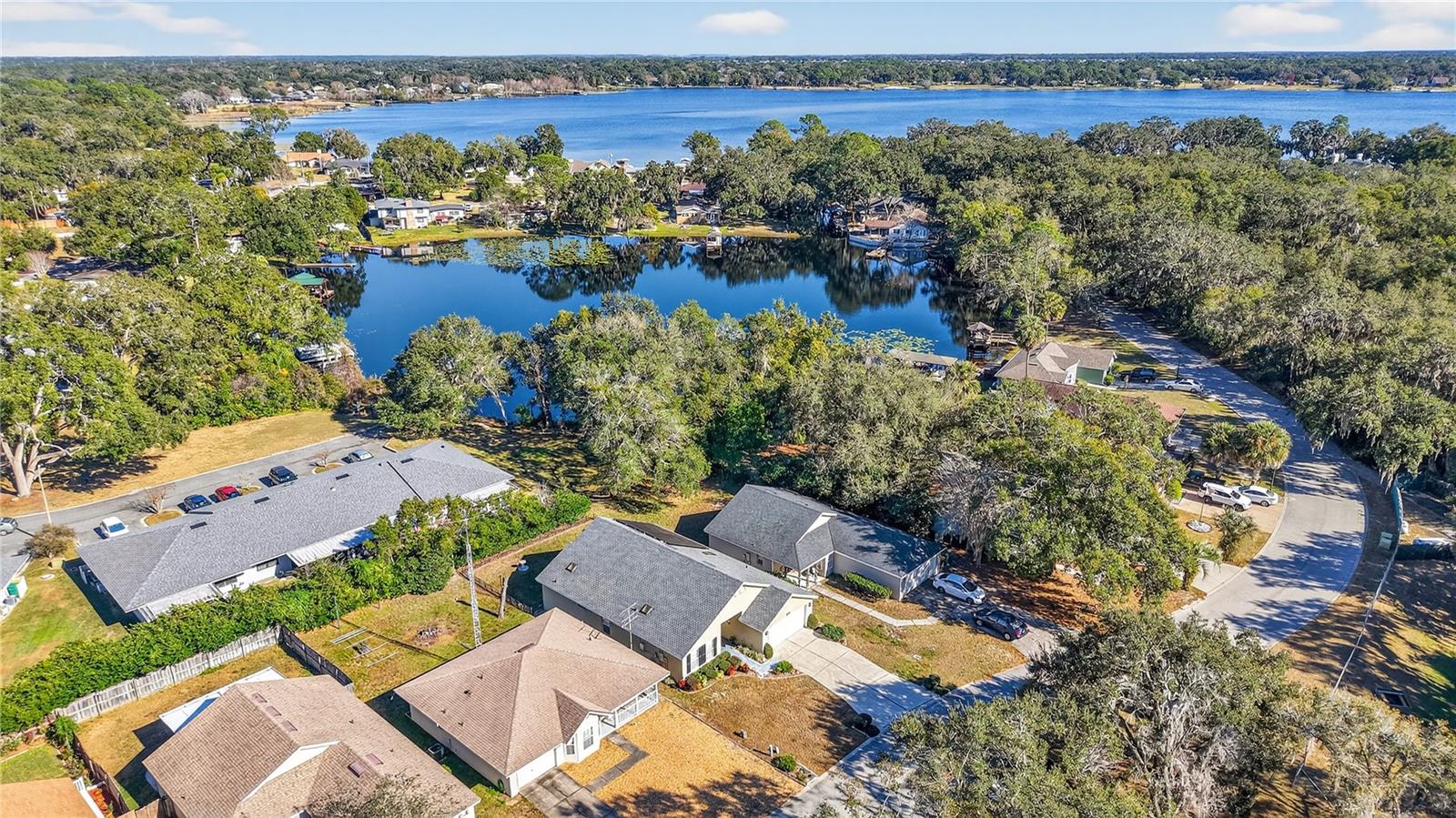 Image 28 of 31 For 2825 Hardenbergh Lane