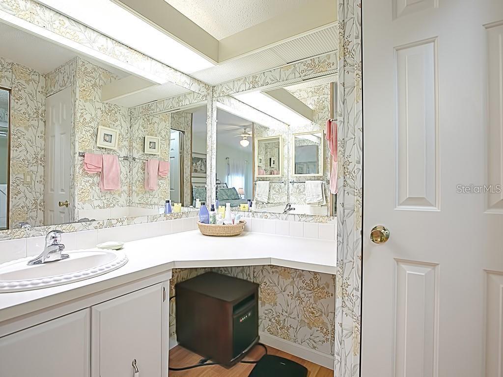 Image 12 of 18 For 717 Royal Palm Avenue