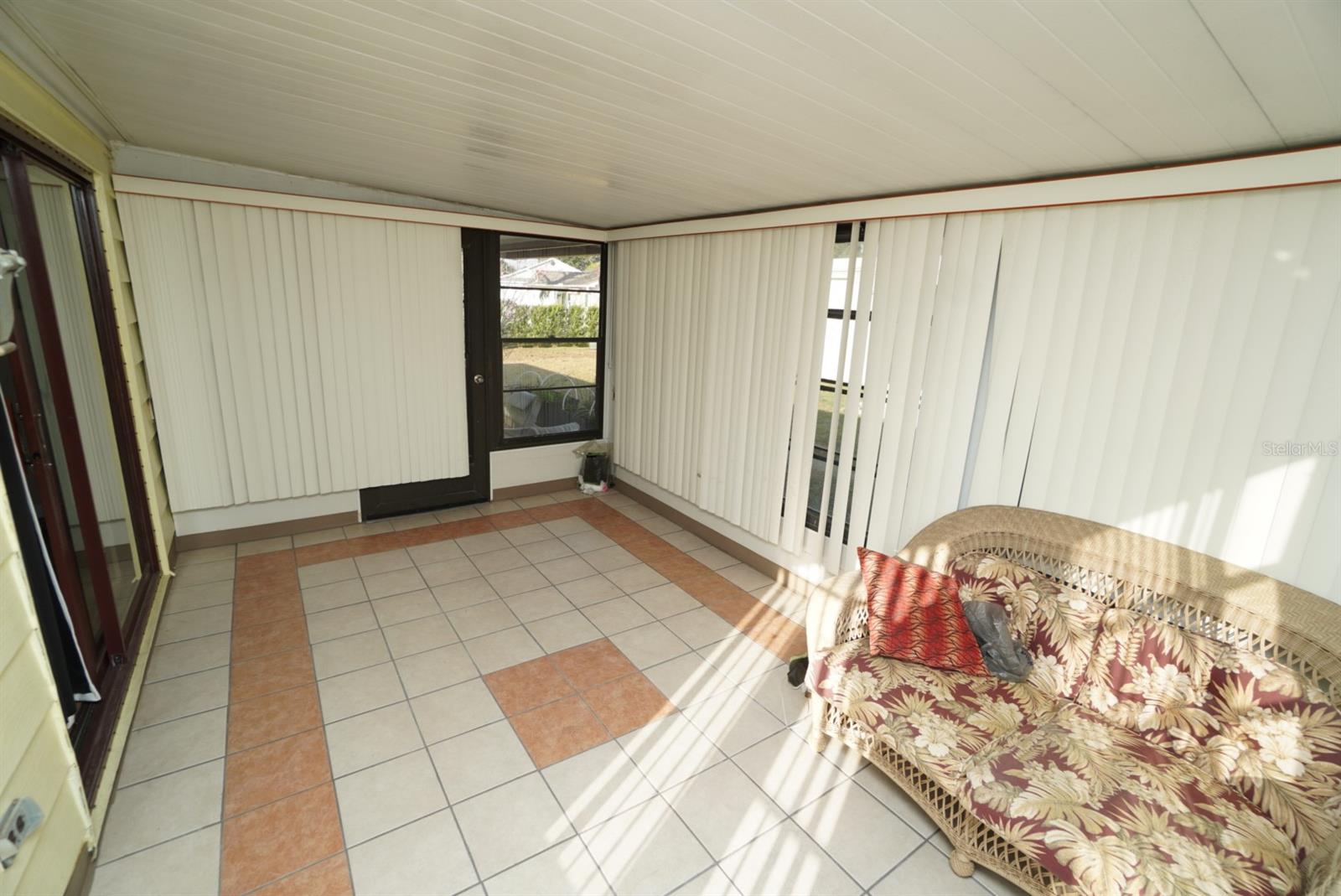 Image 14 of 18 For 717 Royal Palm Avenue