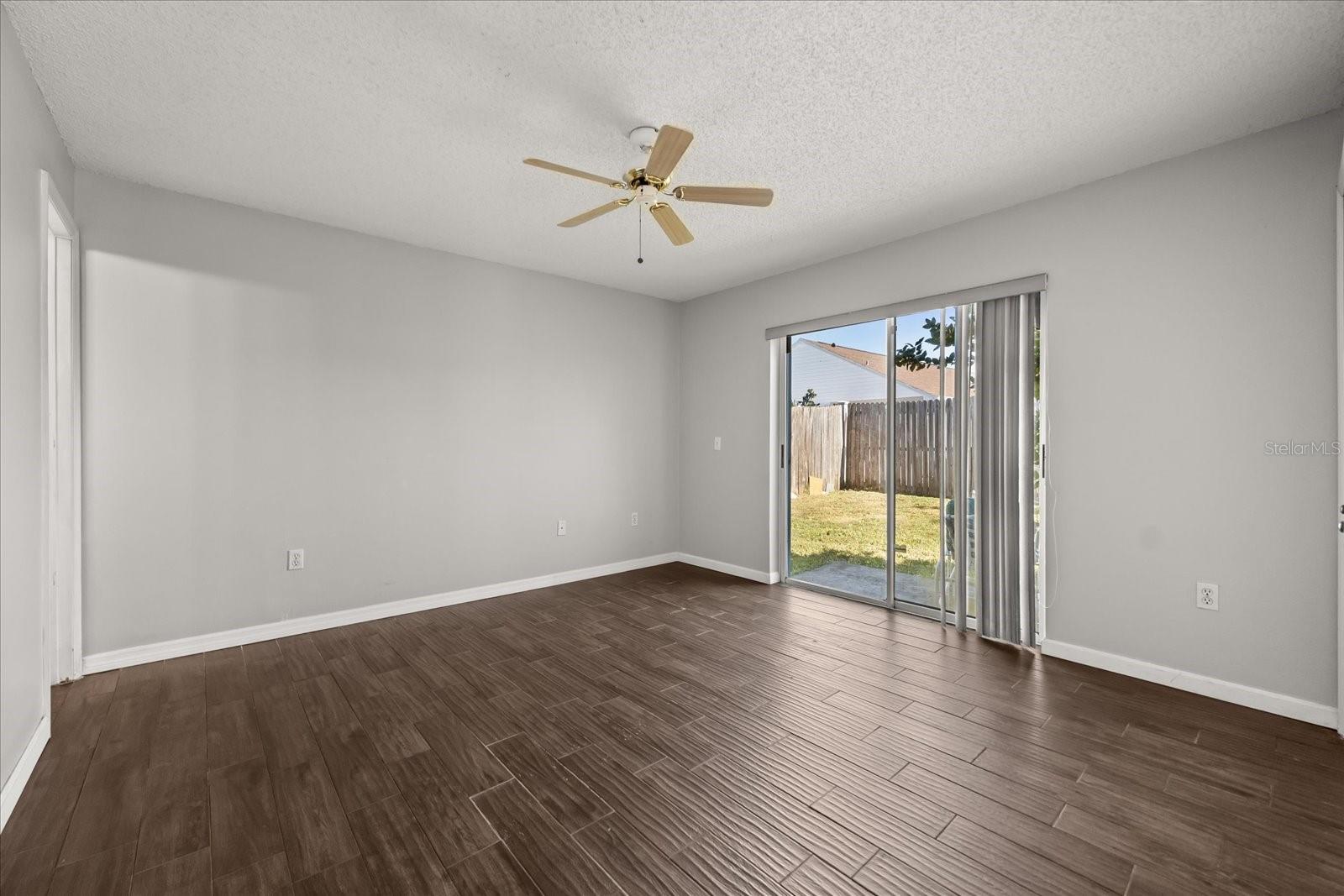 Image 10 of 24 For 459 Delicata Drive