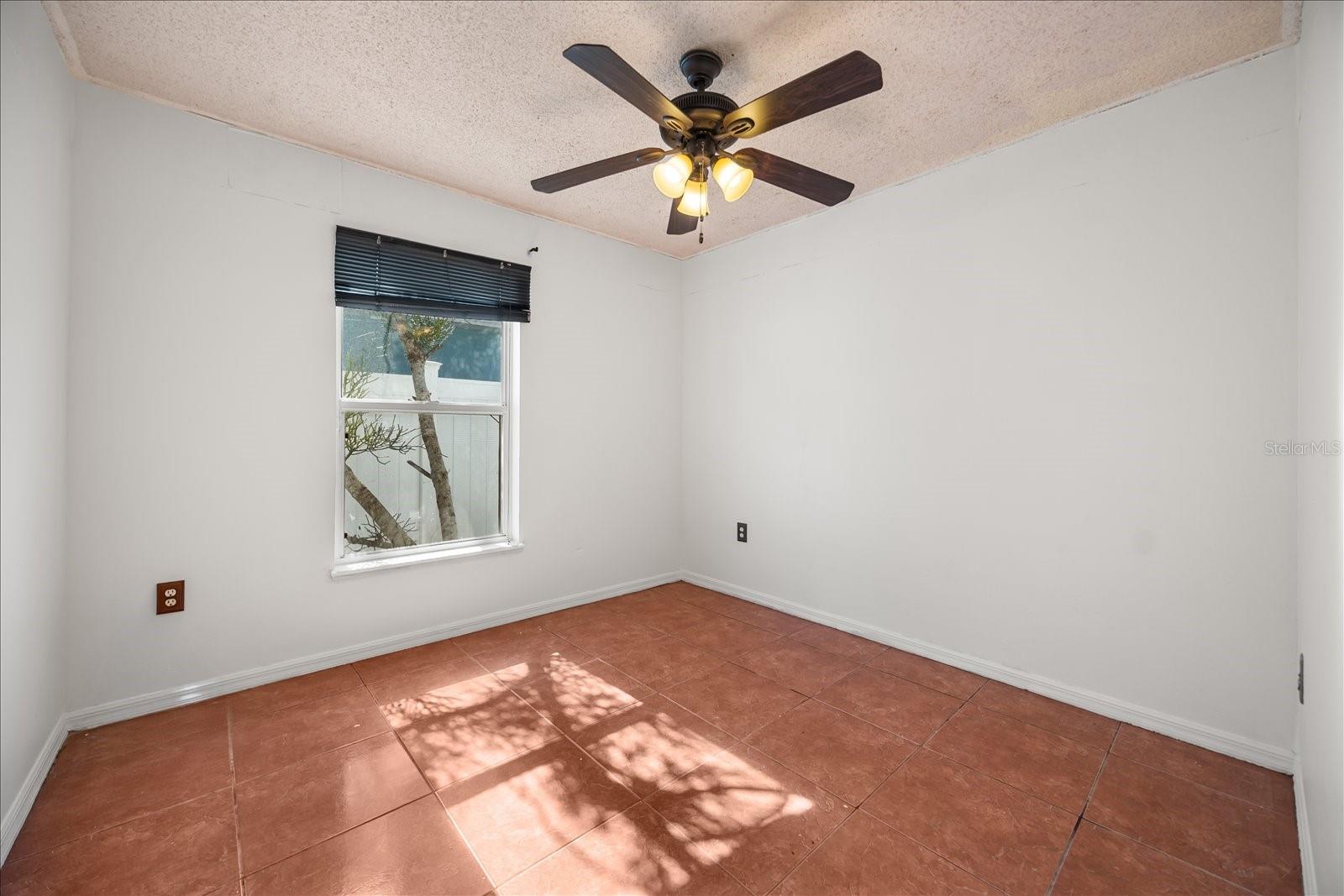 Image 17 of 24 For 459 Delicata Drive