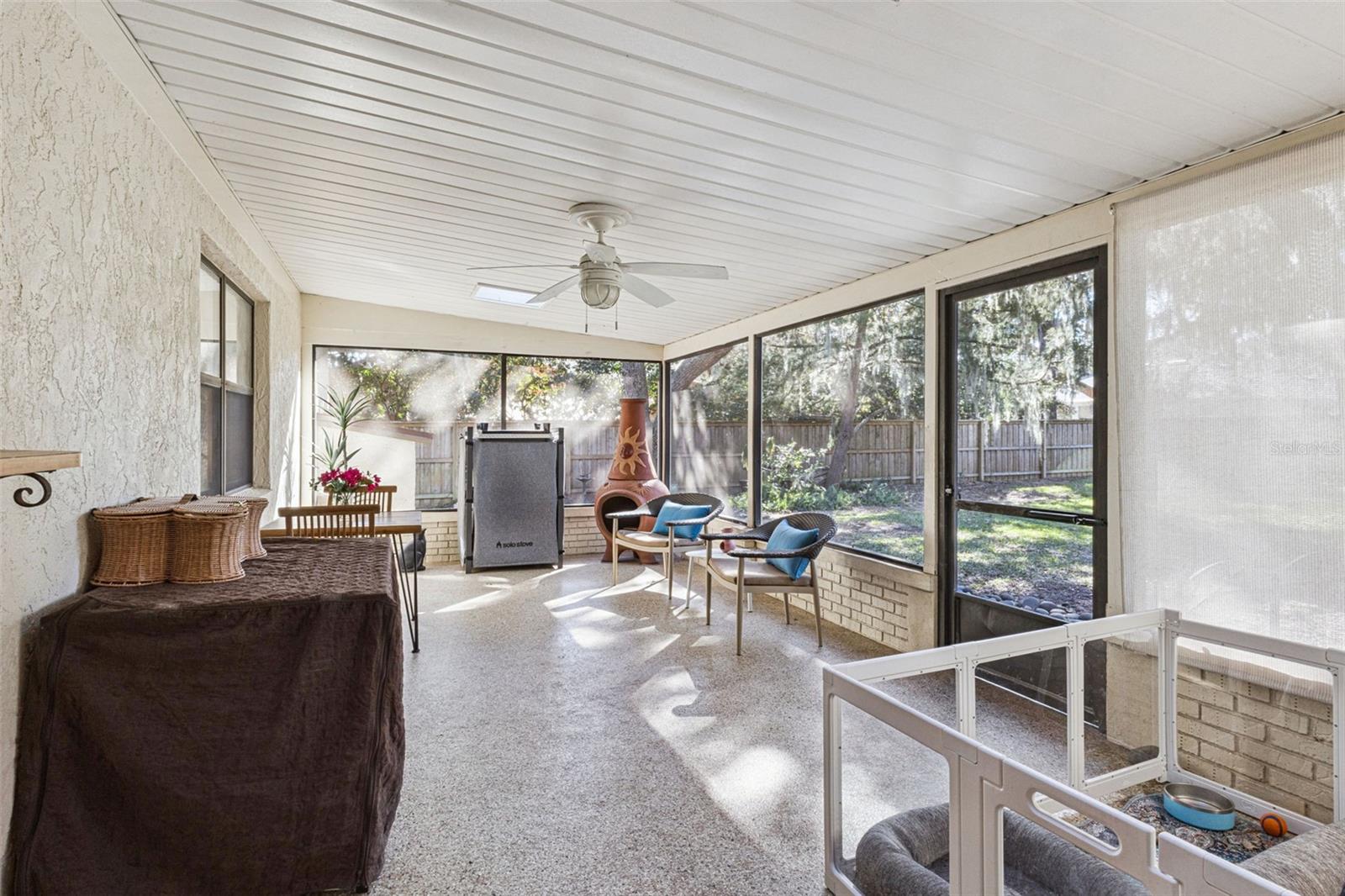 Image 30 of 44 For 1105 Valencia Avenue