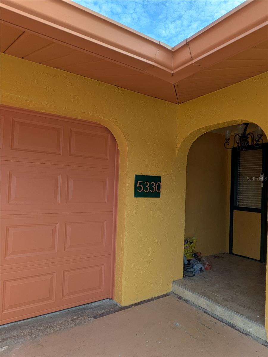 Image 3 of 30 For 5330 Kings Court