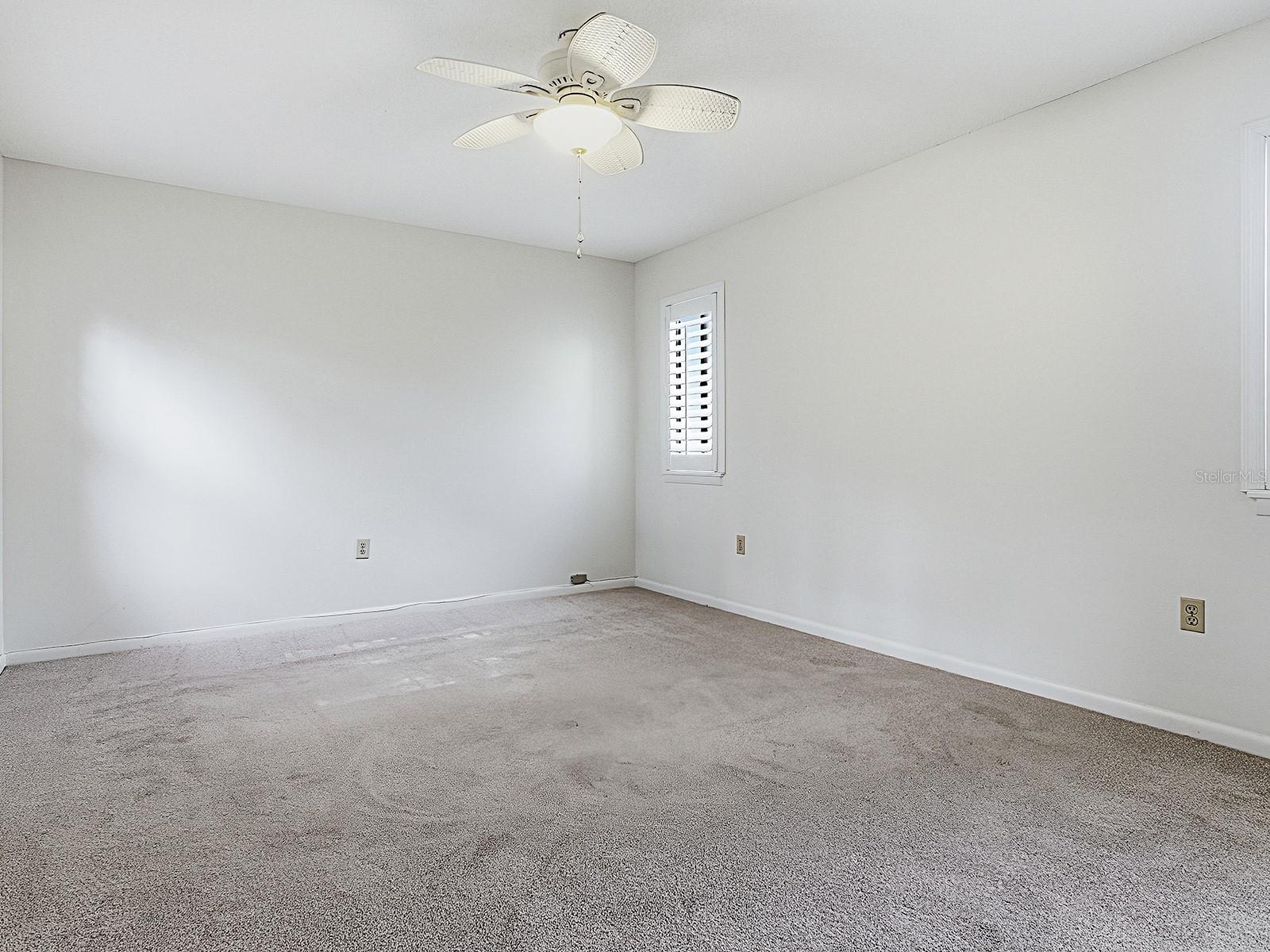 Image 17 of 40 For 104 Waterwood Drive