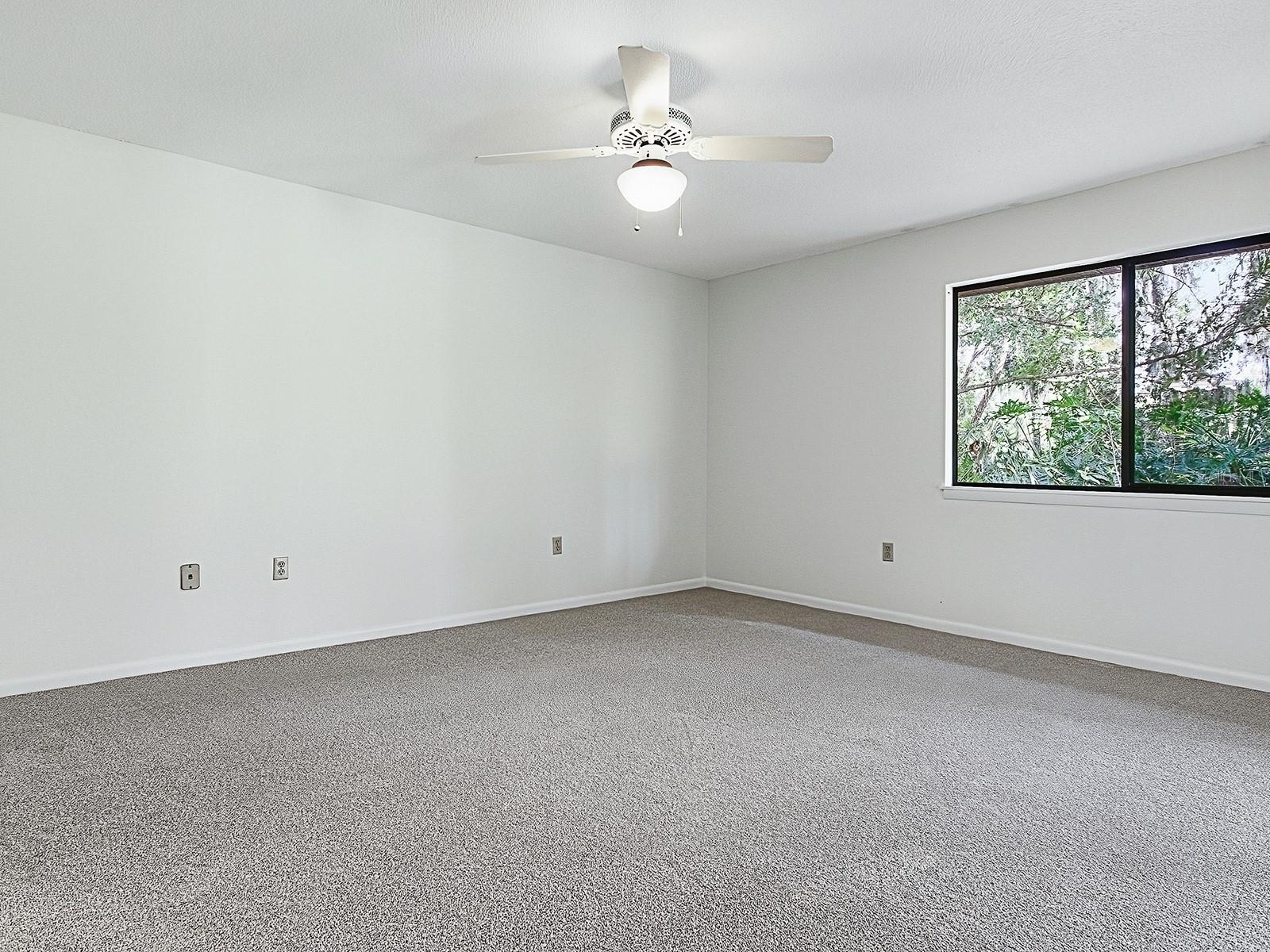 Image 21 of 40 For 104 Waterwood Drive