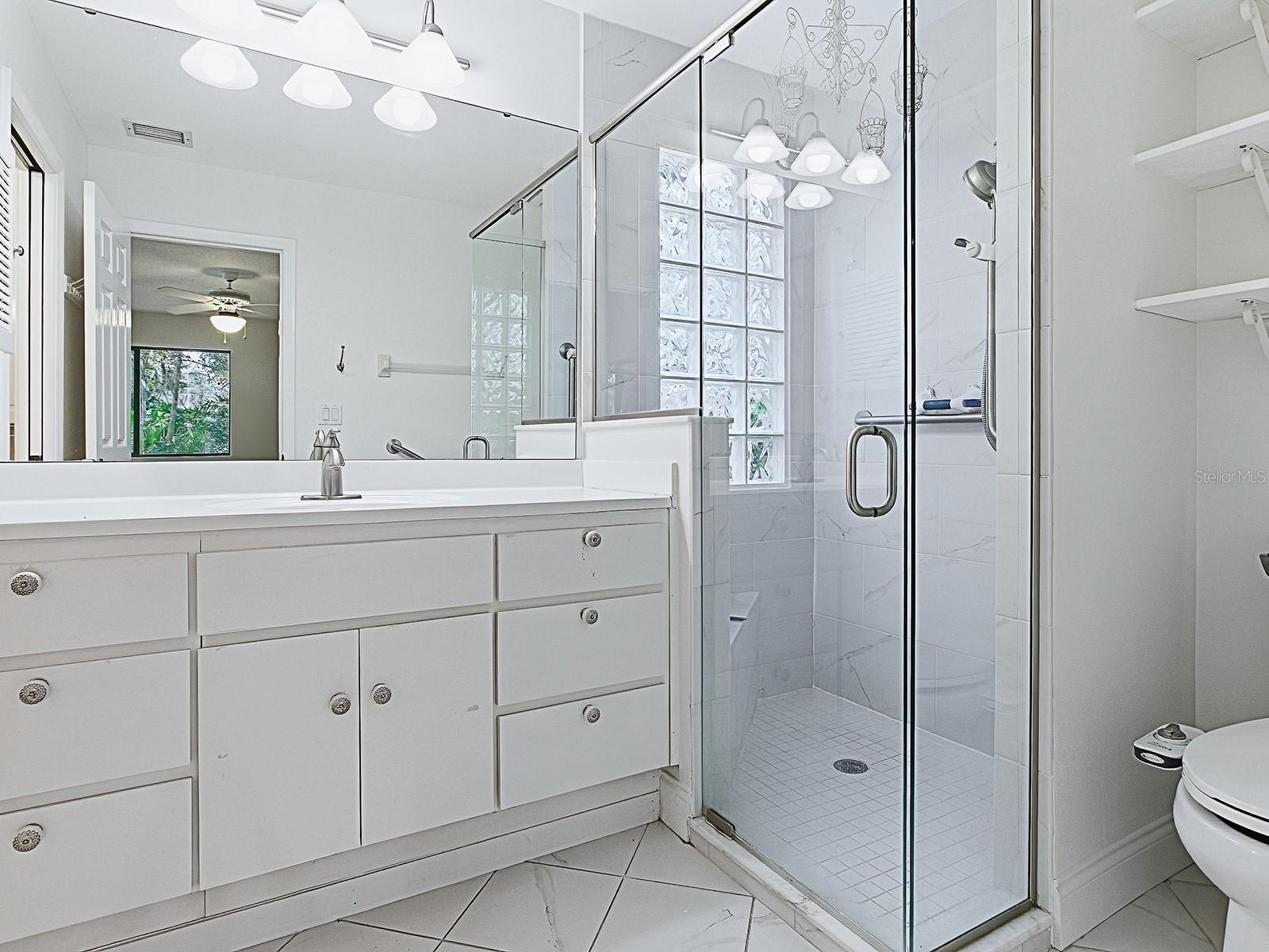 Image 25 of 40 For 104 Waterwood Drive