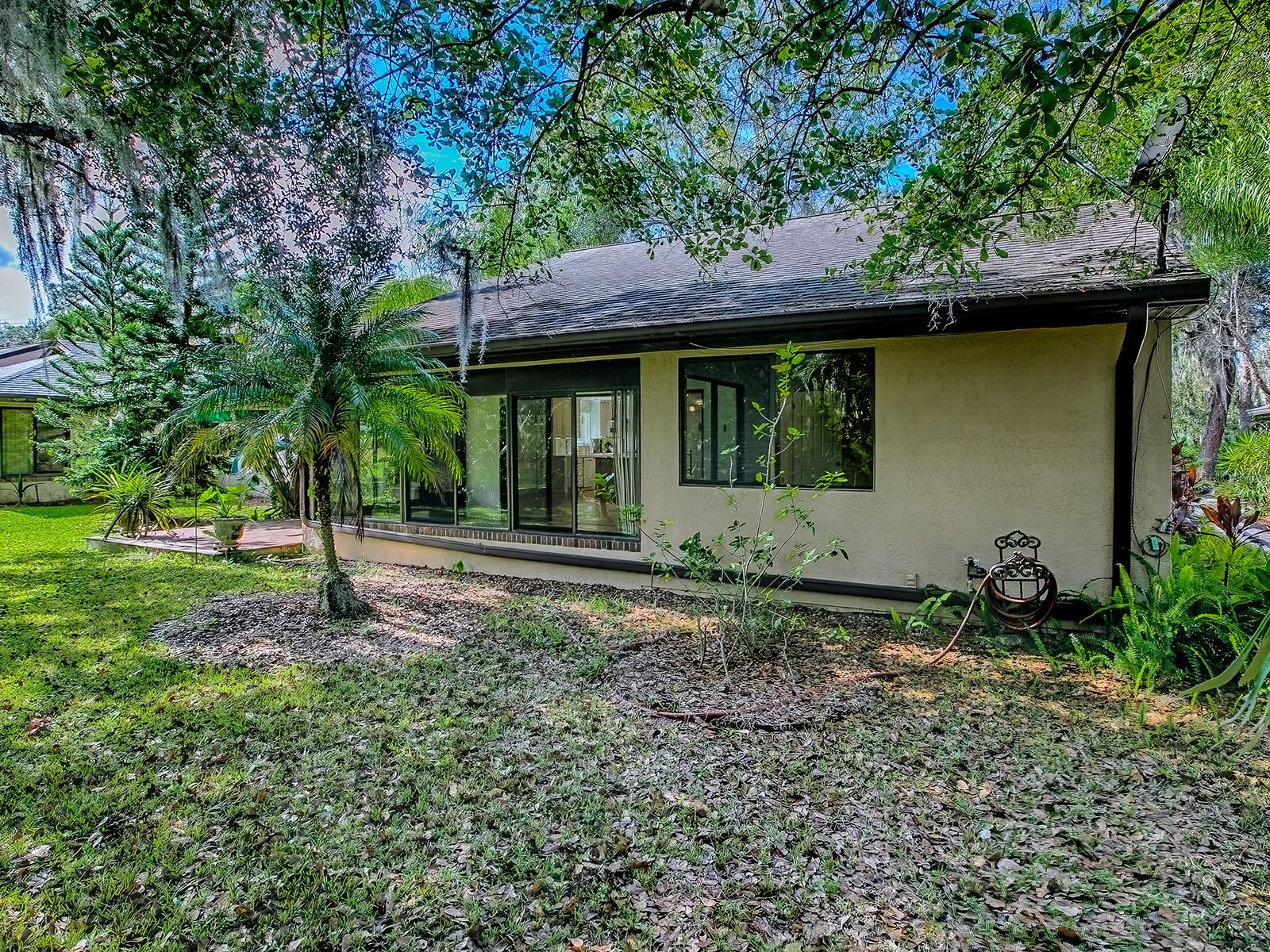 Image 31 of 40 For 104 Waterwood Drive