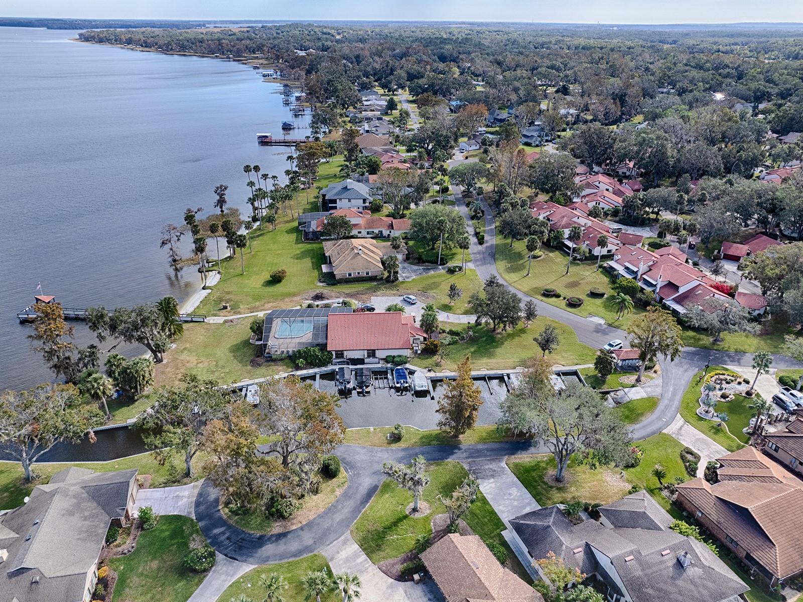 Image 36 of 40 For 104 Waterwood Drive