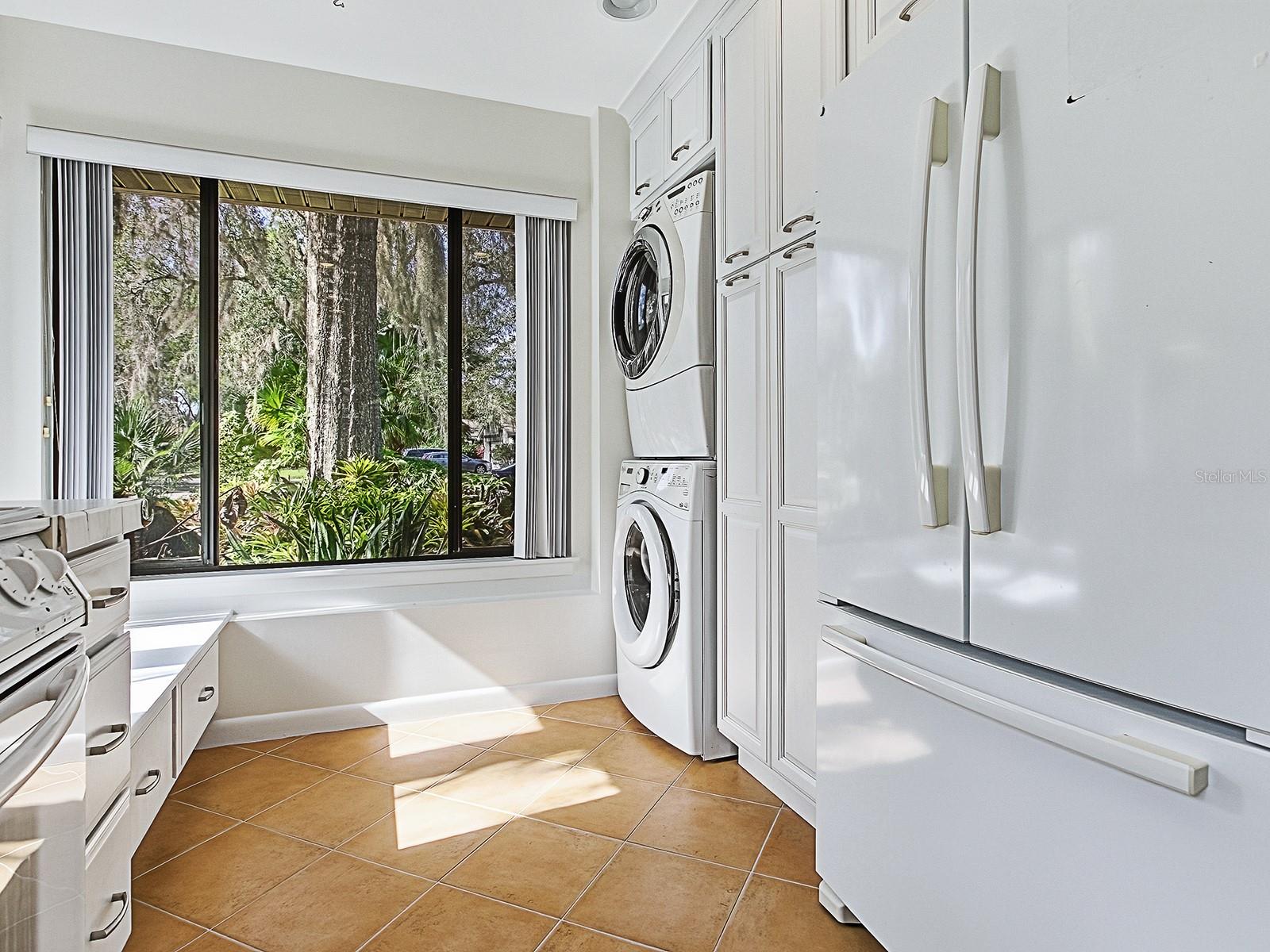 Image 7 of 40 For 104 Waterwood Drive