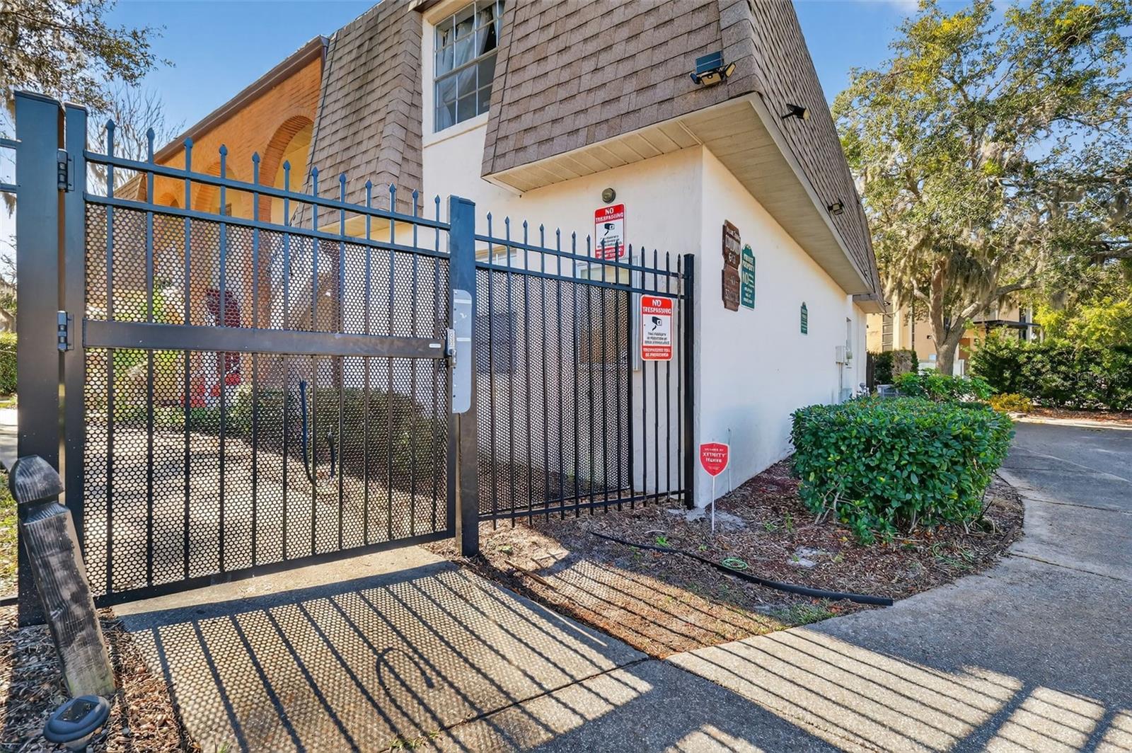 Image 2 of 25 For 643 Oak Terrace Drive B1,b2,b3,b