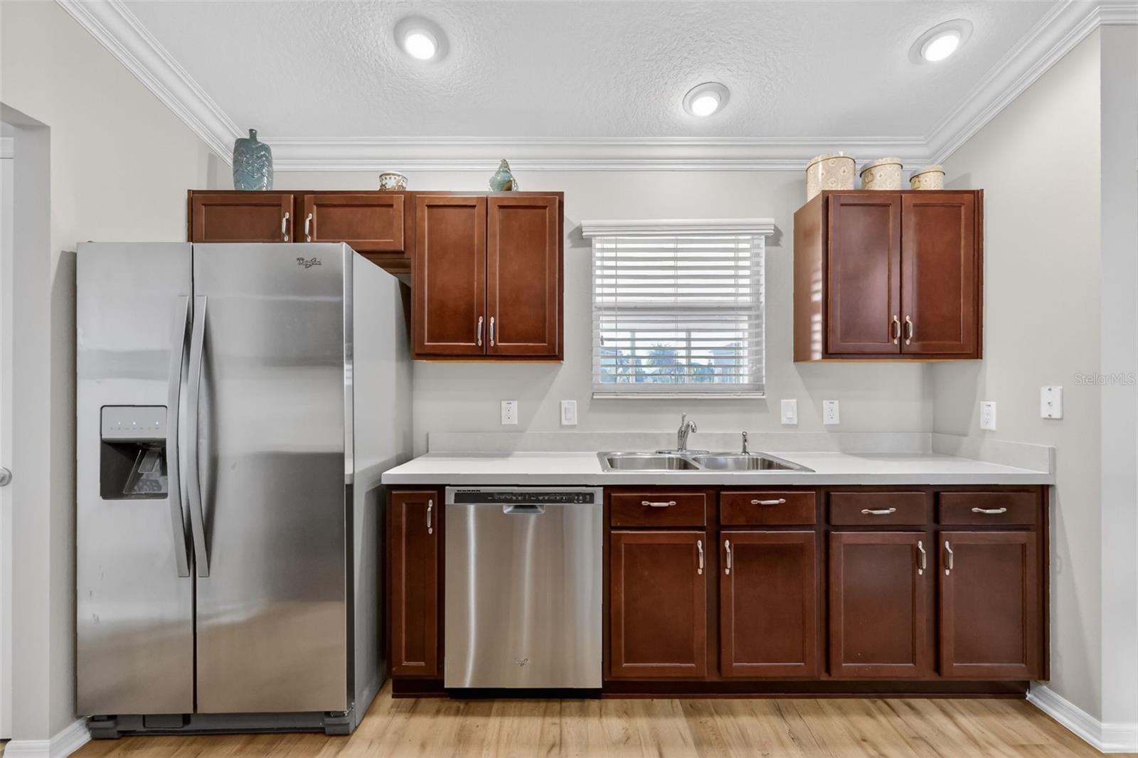 Image 6 of 32 For 3500 Countryside Path