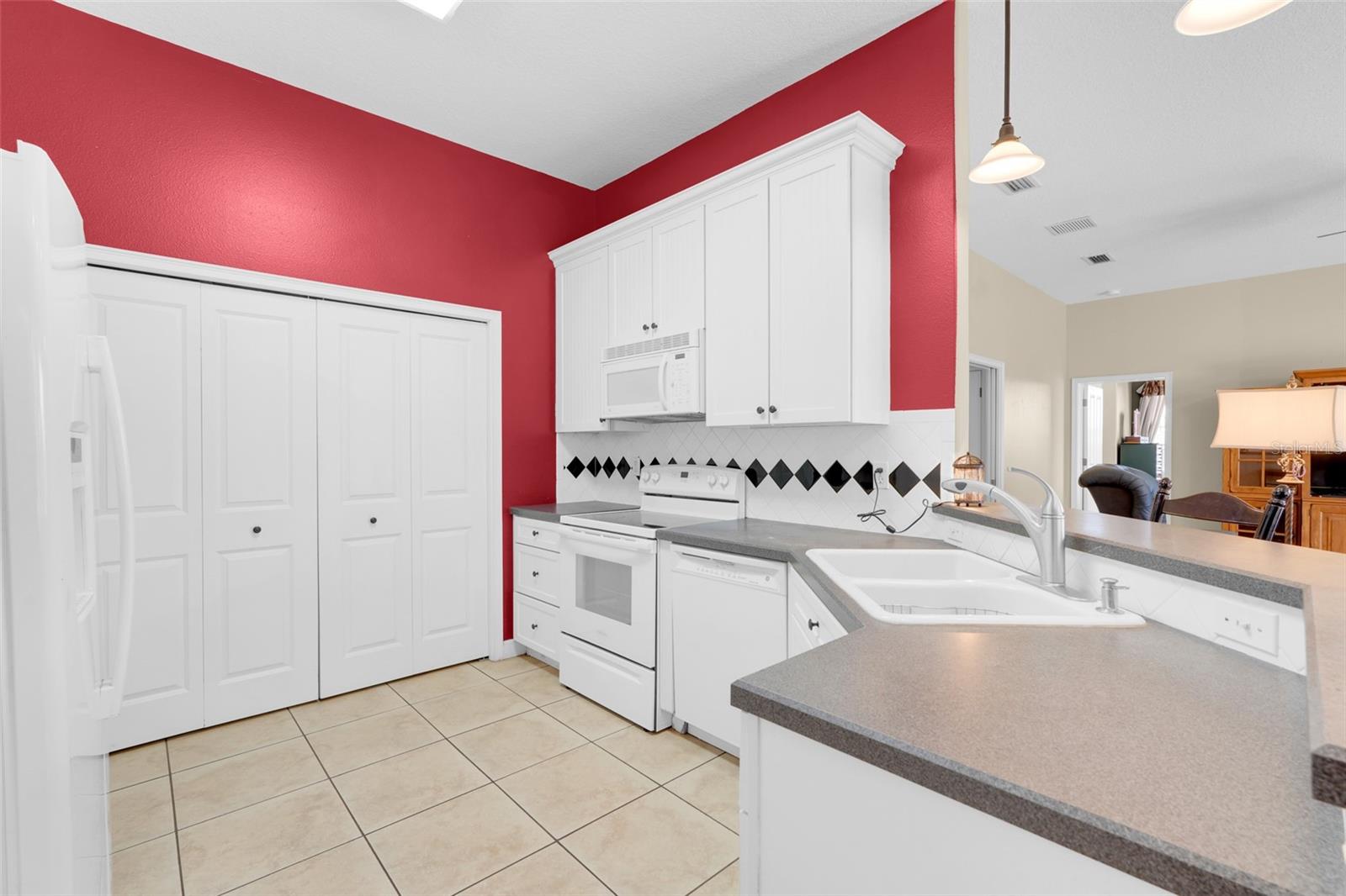 Image 17 of 64 For 14100 Hunters Trace Lane