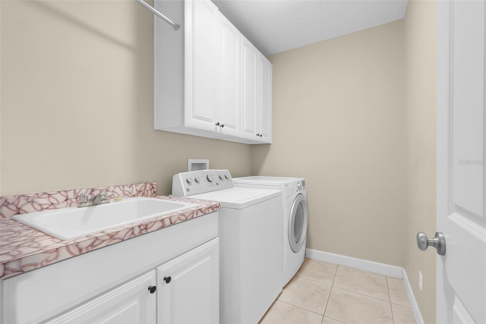 Image 30 of 64 For 14100 Hunters Trace Lane