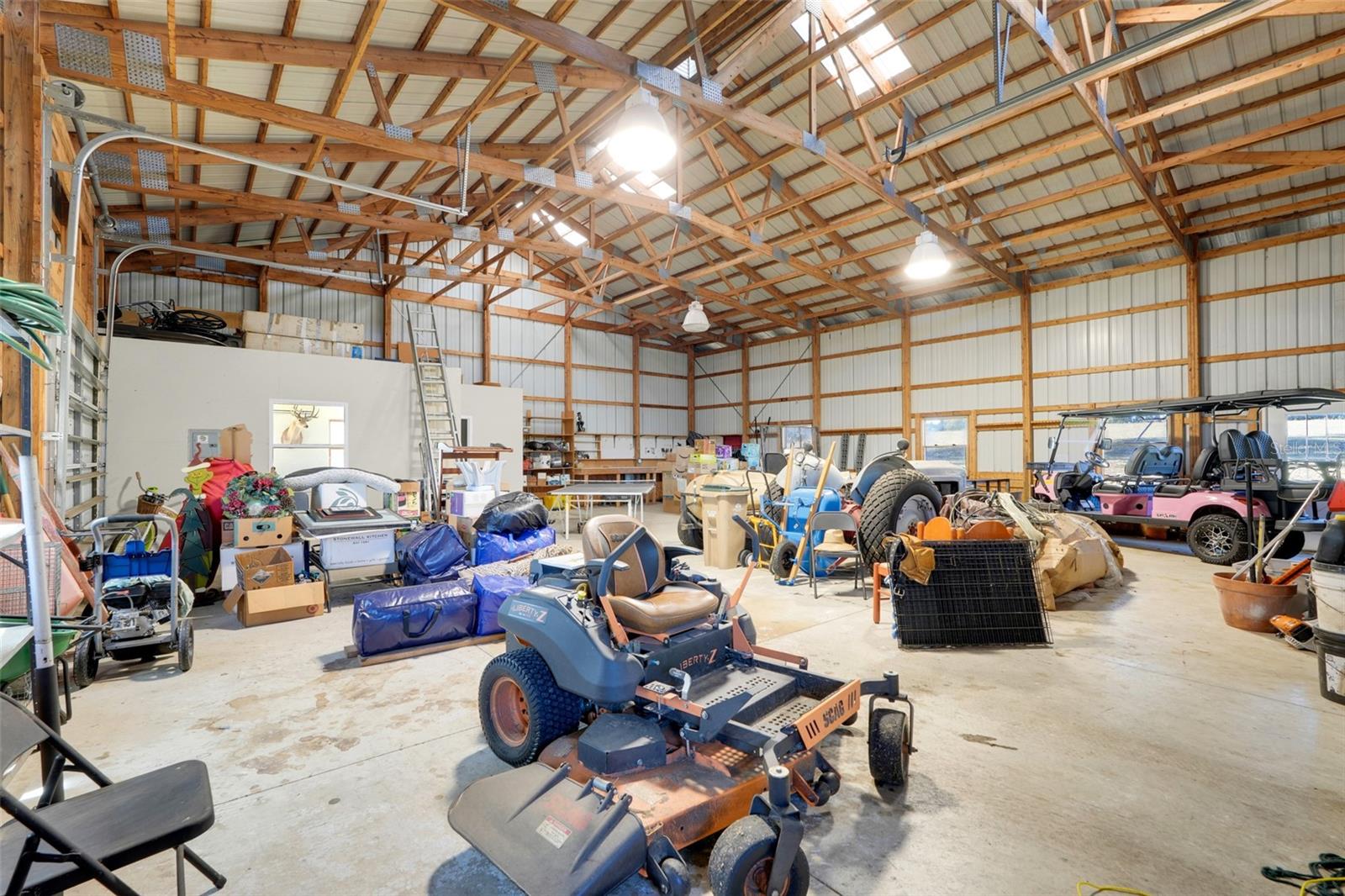 Image 46 of 64 For 14100 Hunters Trace Lane