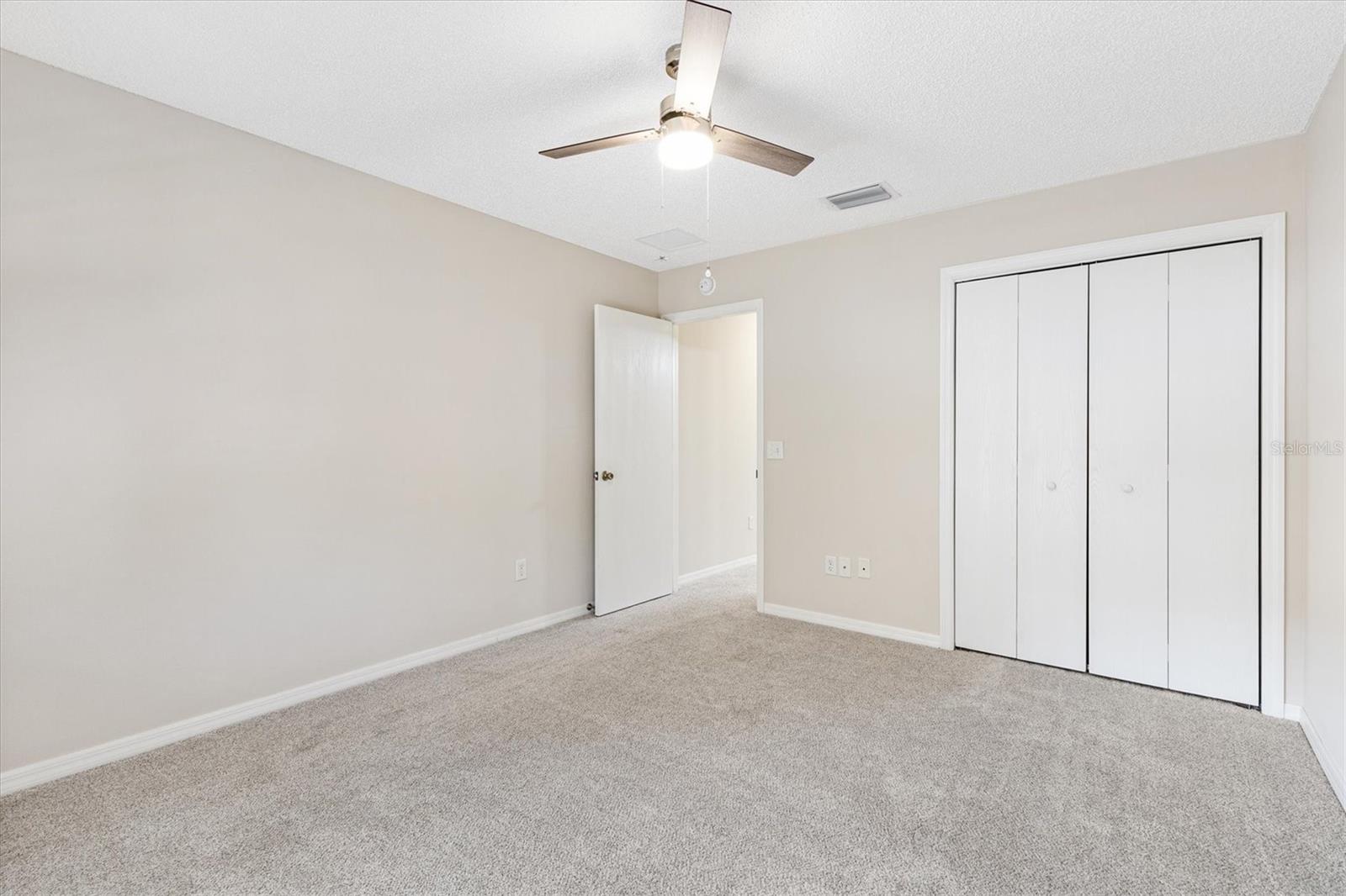 Image 20 of 39 For 9711 171st Argyll Street