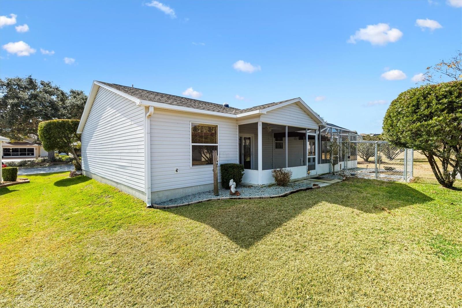 Image 30 of 39 For 9711 171st Argyll Street