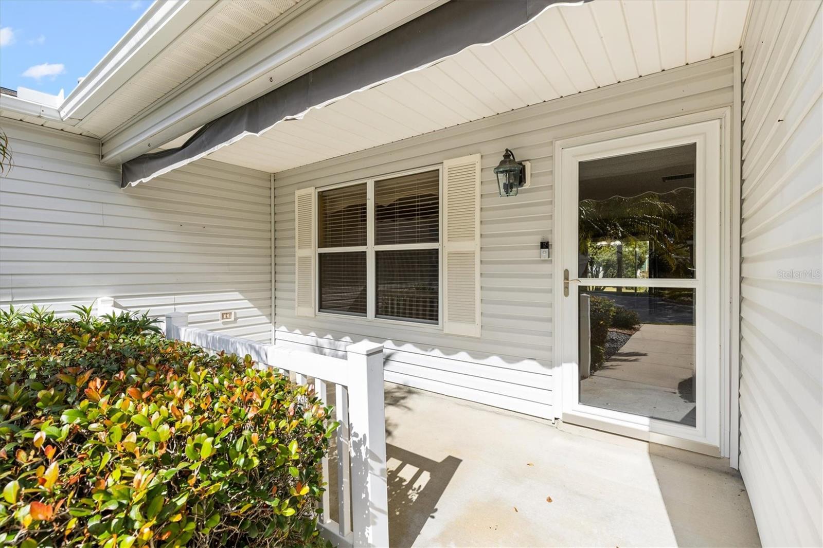 Image 4 of 39 For 9711 171st Argyll Street