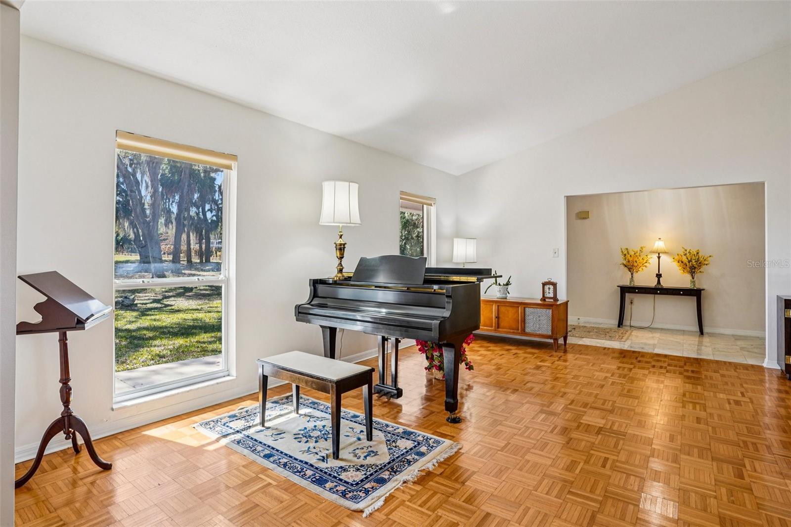 Image 16 of 78 For 37048 County Road 452